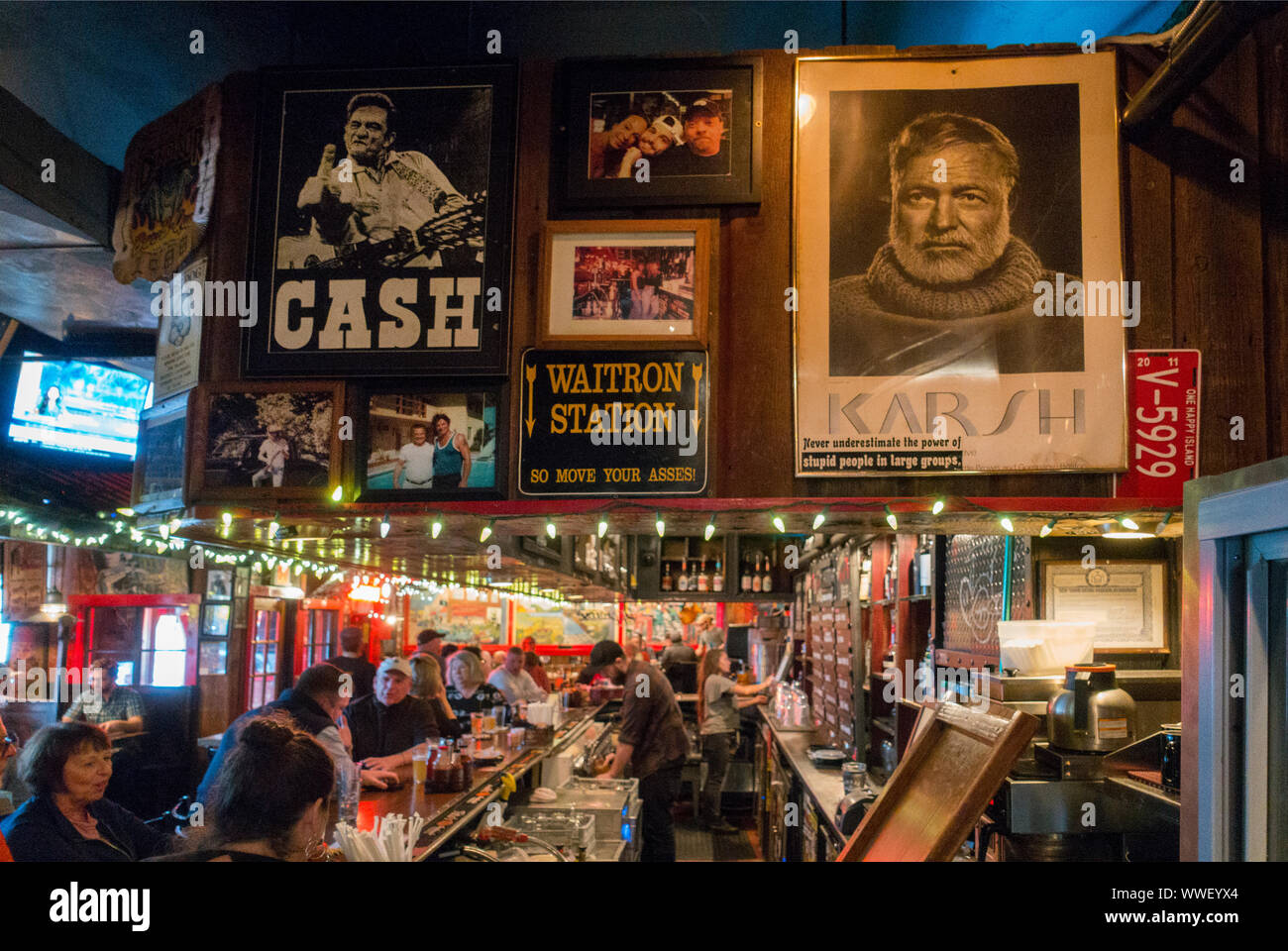 Dinosaur bar b que BBQ in Syracuse NY Stock Photo Alamy