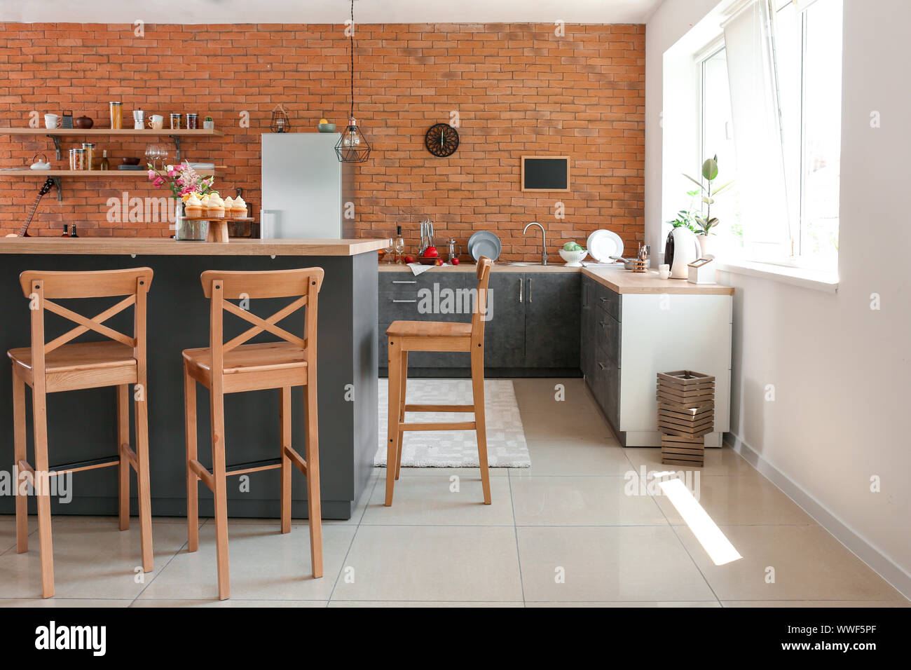 Interior of modern comfortable kitchen Stock Photo - Alamy