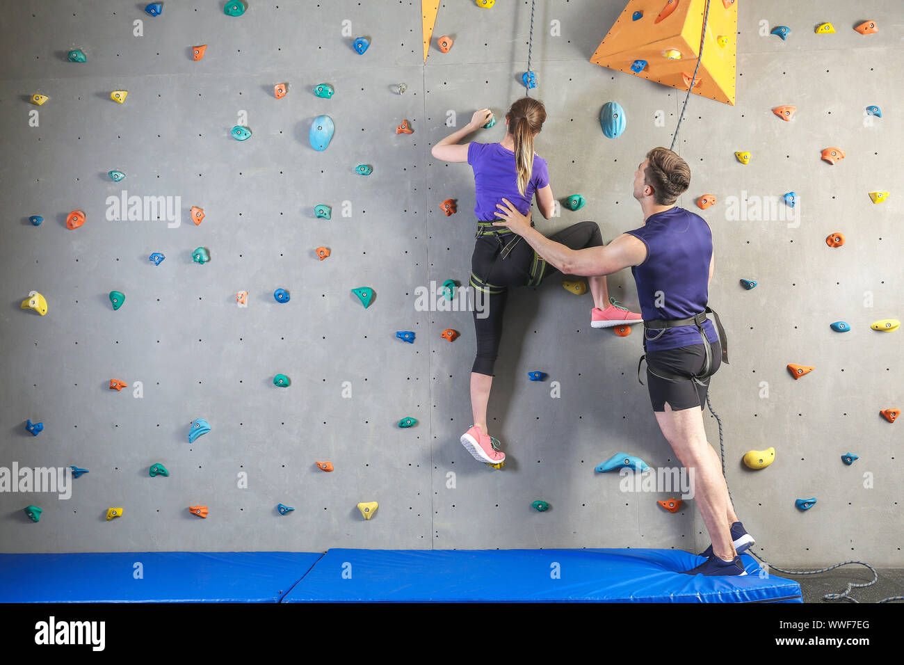 Climb instructor teaching hi-res stock photography and images - Alamy