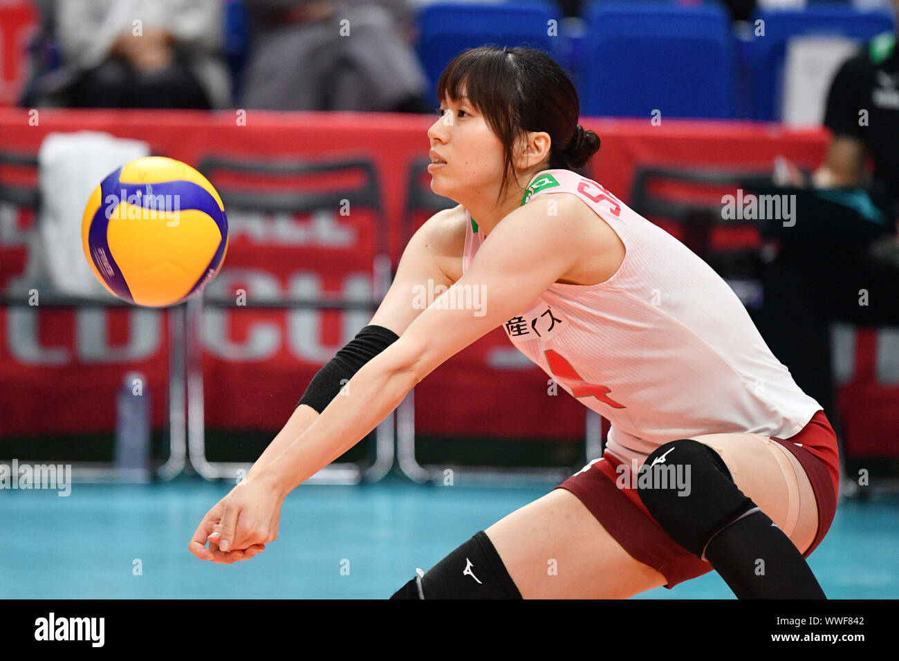 Kanagawa, Japan. Credit: MATSUO. 15th Sep, 2019. Risa Shinnabe (JPN) Volleyball : 2019 FIVB Volleyball Women's World Cup First Round match between Russia 3-2 Japan at Yokohama Arena in Kanagawa, Japan. Credit: MATSUO .K/AFLO SPORT/Alamy Live News Stock Photo