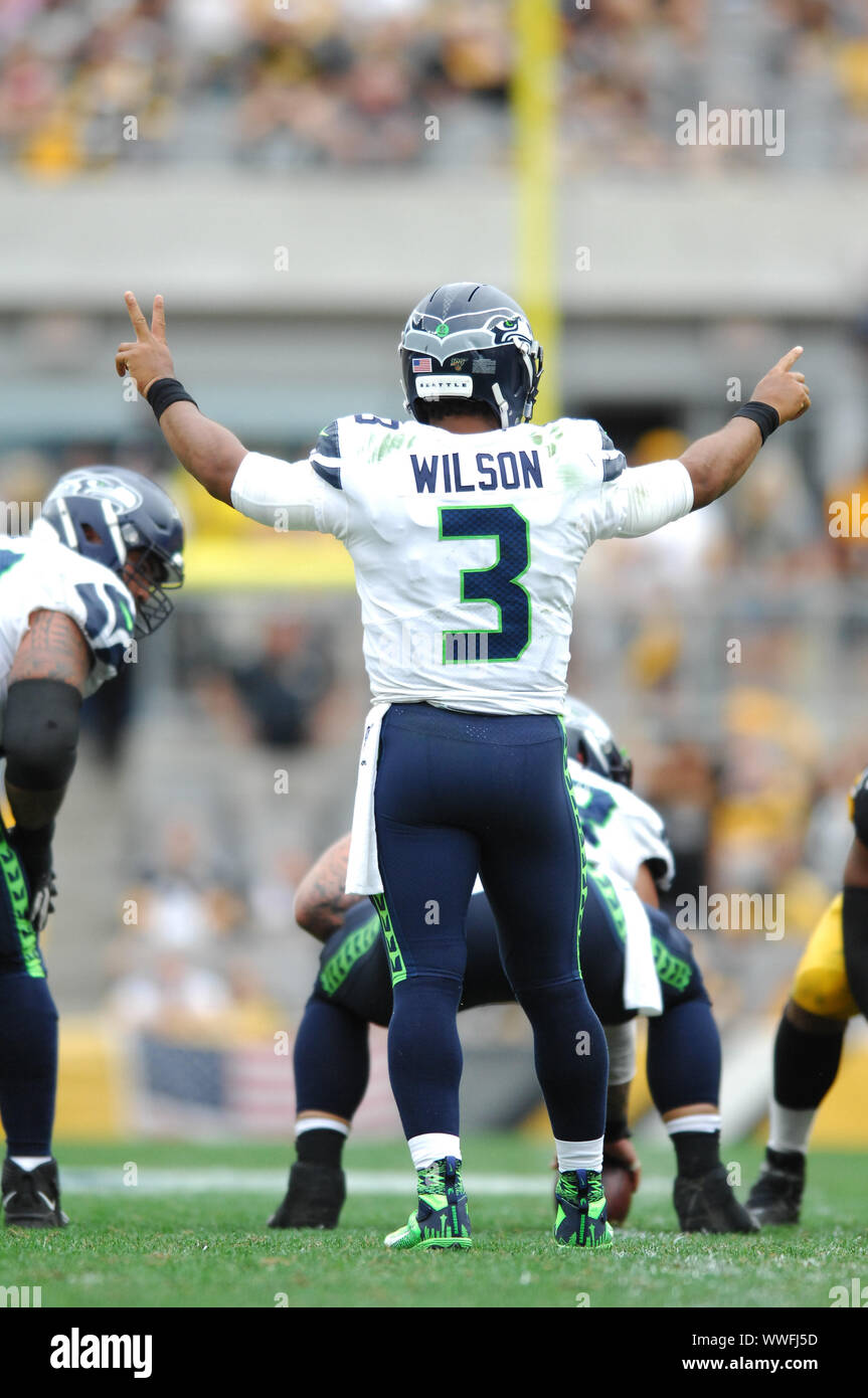 Seattle Seahawks quarterback Russell Wilson (3) passes against the  Pittsburgh Steelers in the first half of an NFL football game, Sunday,  Sept. 15, 2019, in Pittsburgh. (AP Photo/Gene J. Puskar Stock Photo - Alamy