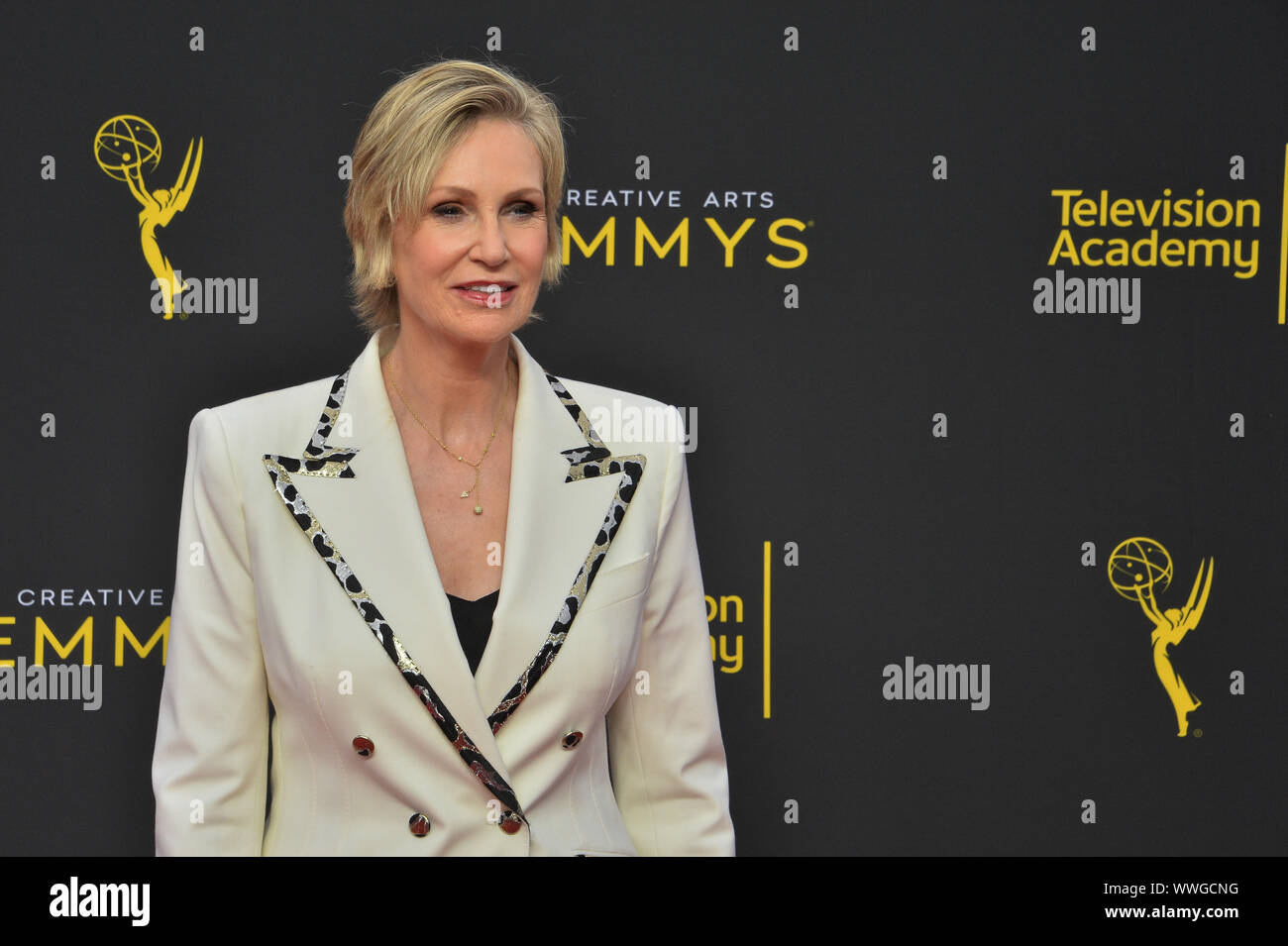 Los Angeles, United States. 15th Sep, 2019. Actress Jane Lynch attends ...