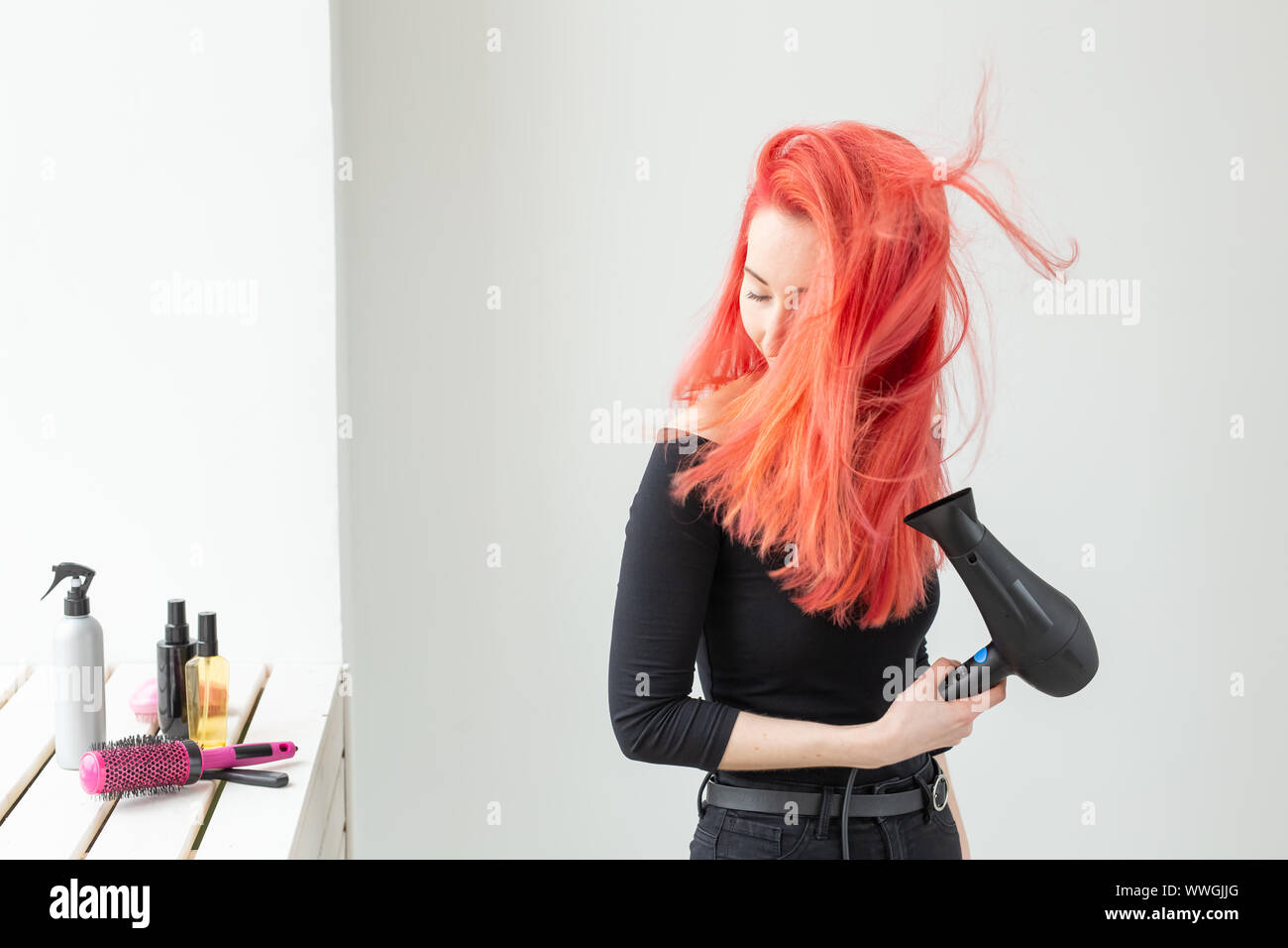 Hairdresser Beauty Salon And People Concept Young Woman Hair
