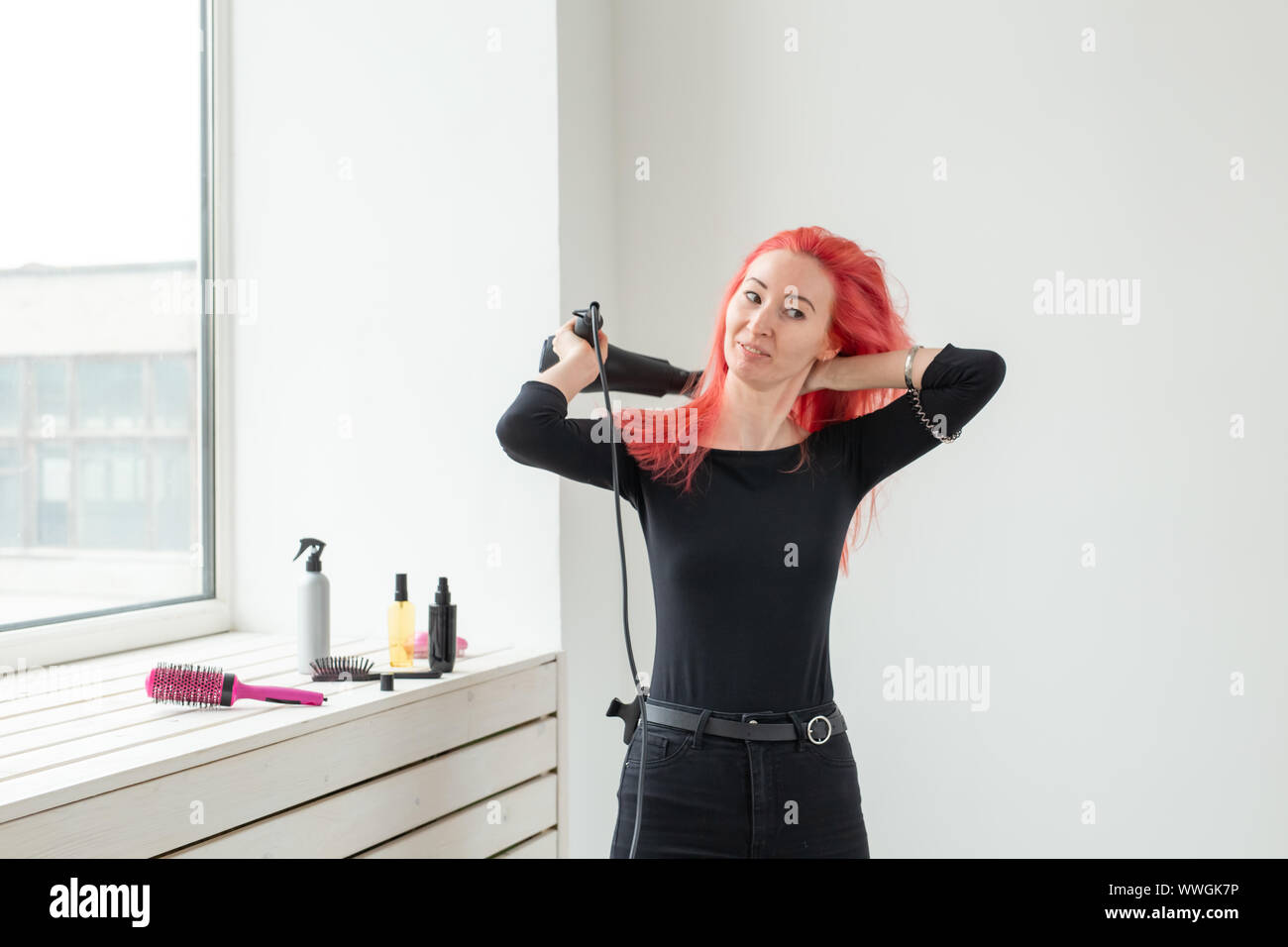 Hairdresser Beauty Salon And People Concept Young Woman Hair