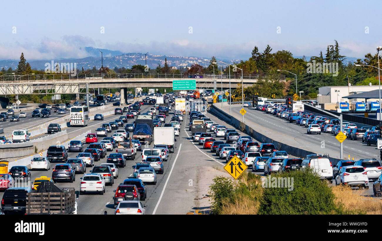 September 9, 2019 Mountain / View / CA / USA Heavy morning traffic on