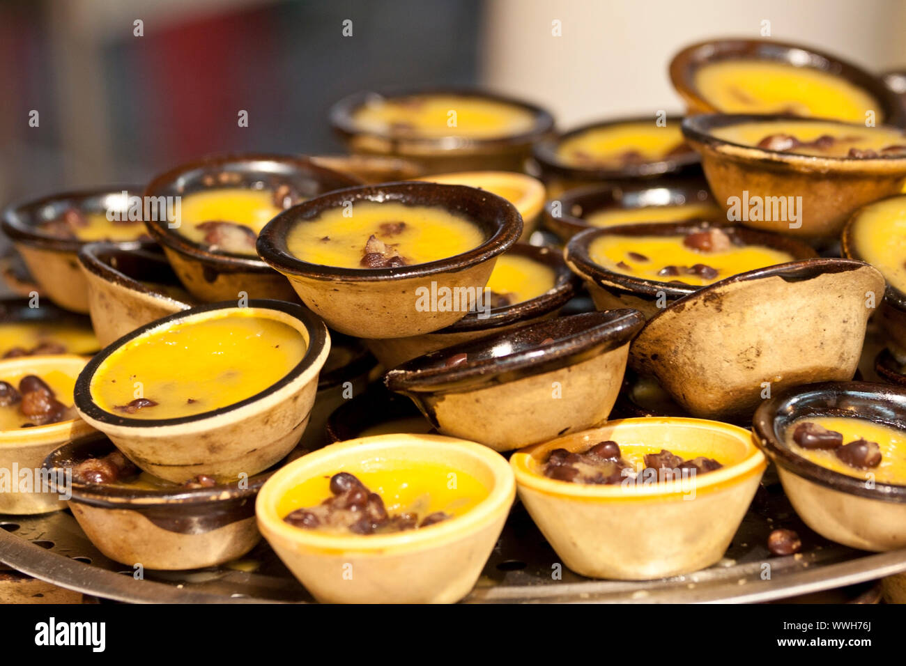 Red bean cakes hi-res stock photography and images - Alamy