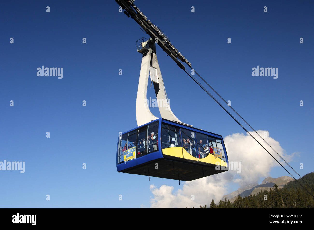 Col du Pillon aerial cableway - Scex Rouge, Switzerland Stock Photo