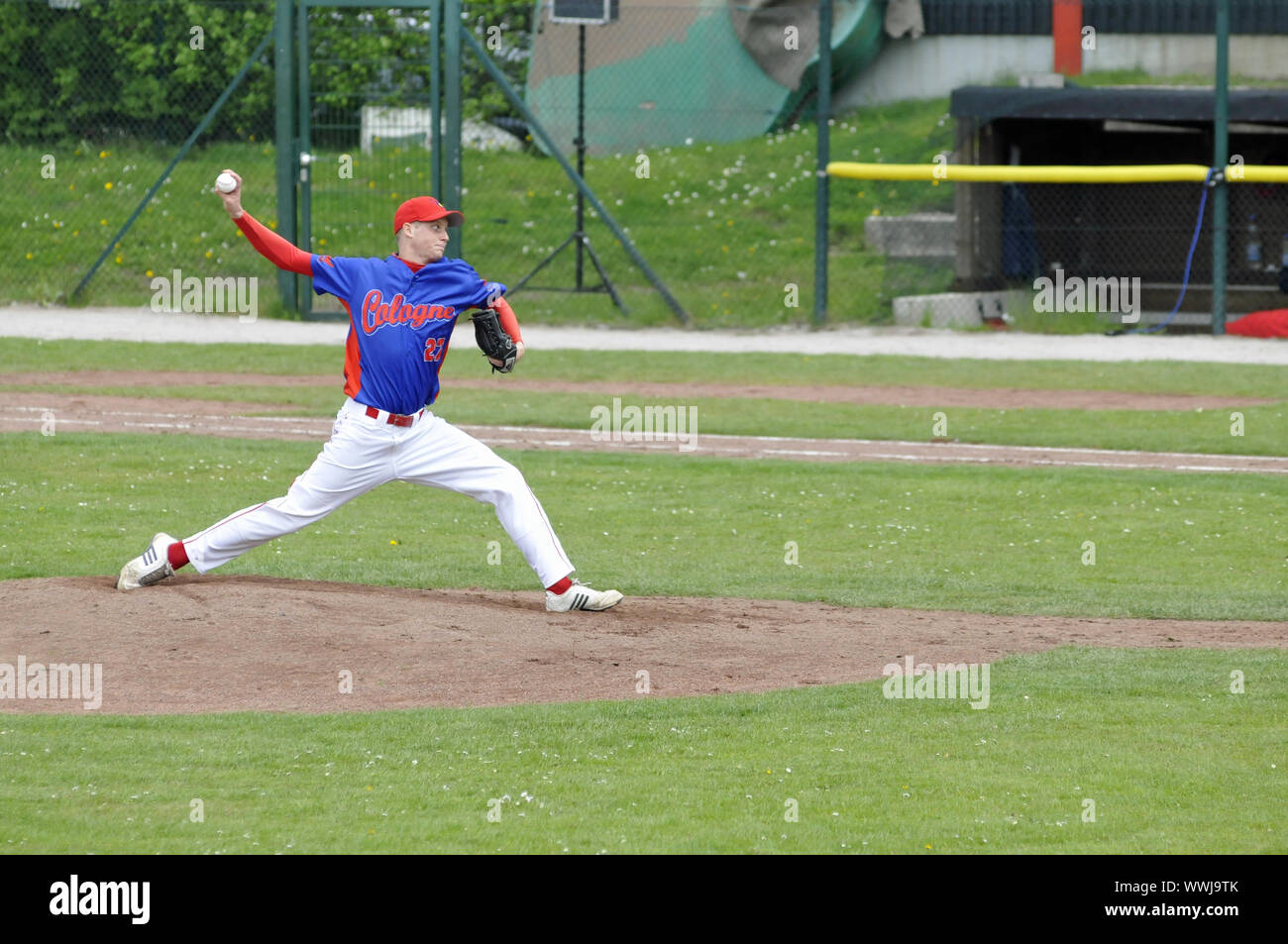 Game pitcher hi-res stock photography and images - Alamy