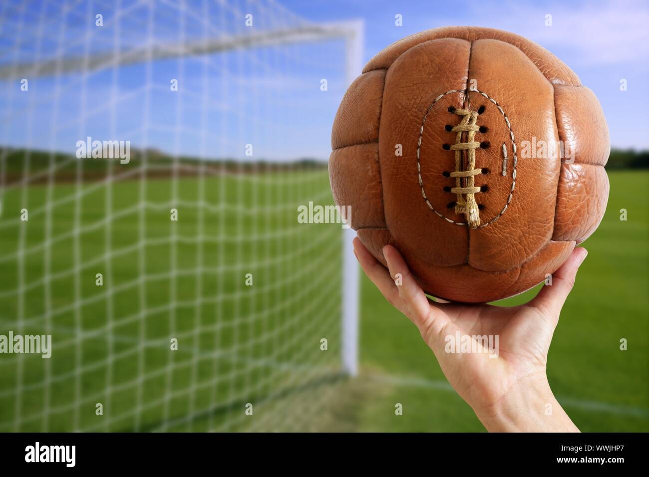 Page 8 One Soccer Player Goalkeeper Man High Resolution Stock Photography And Images Alamy