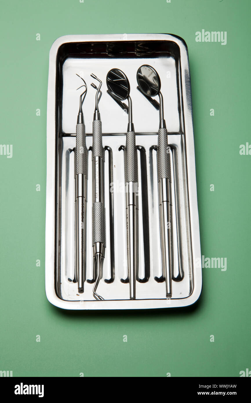 Dental instruments angled mirrors hi-res stock photography and images ...