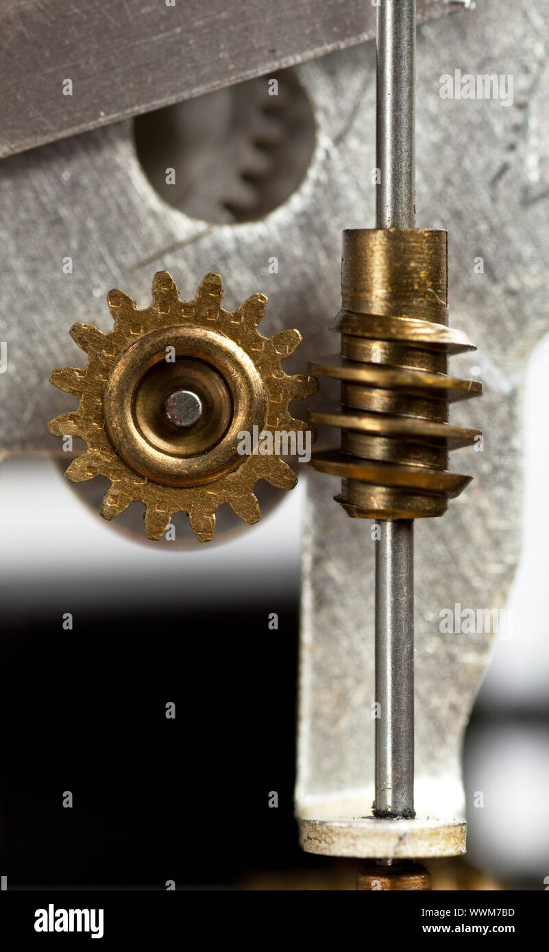 Two silver metal gears hi-res stock photography and images - Alamy