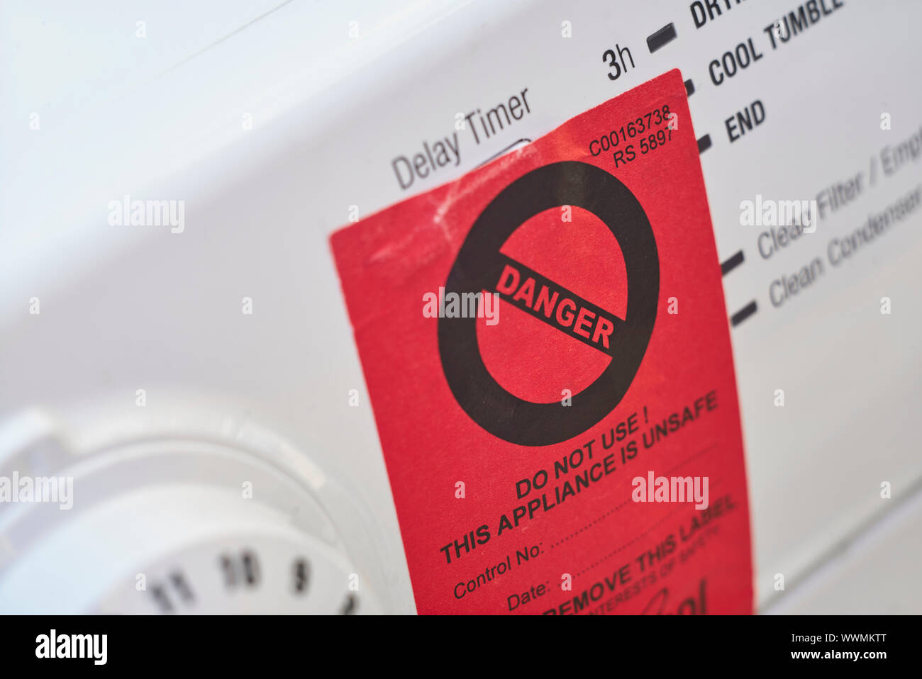 Hotpoint tumble dryer hires stock photography and images Alamy