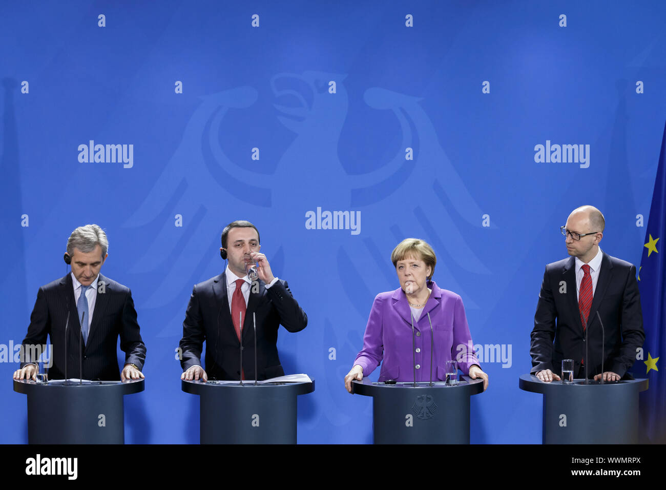 Chancellor Merkel welcomes the Prime Minister of Georgia, Garibaschwili, of Moldova, Leanca, and of Ukraine, Yatsenyuk Stock Photo