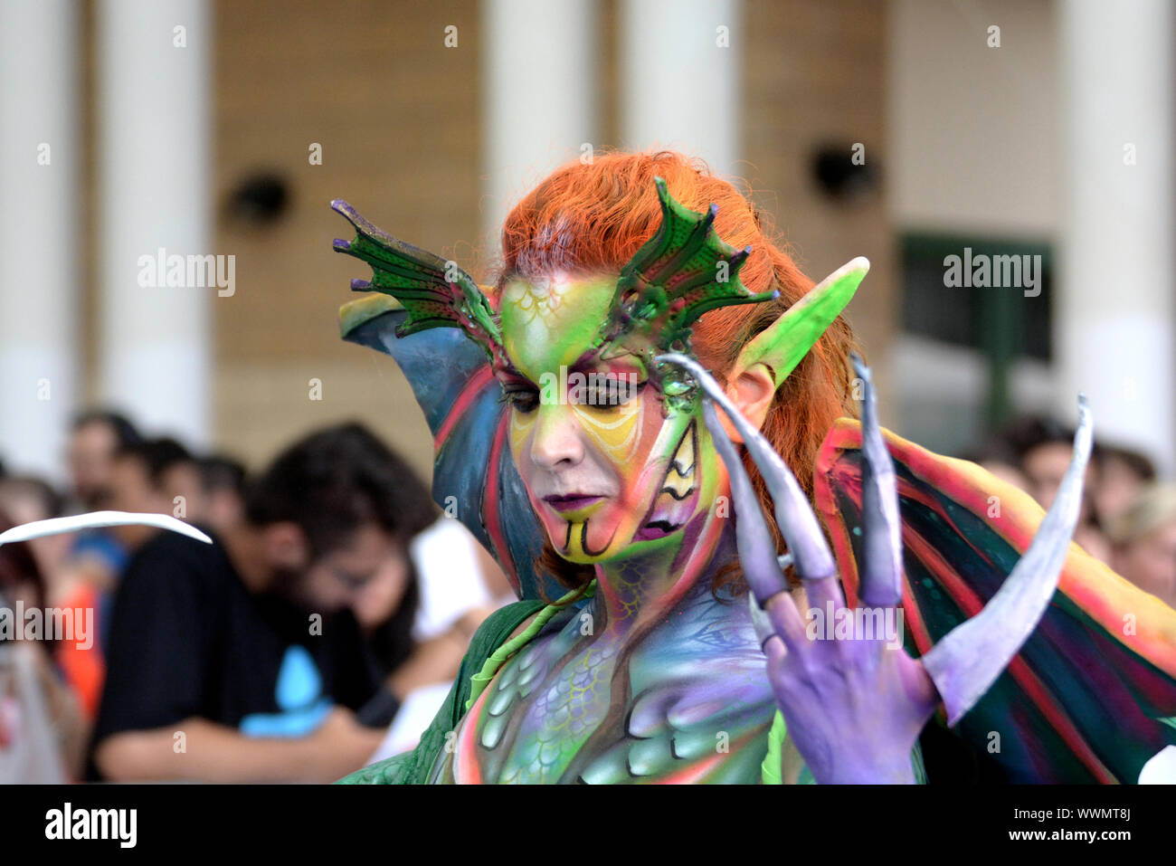 Body painting festival italy hi-res stock photography and images - Alamy