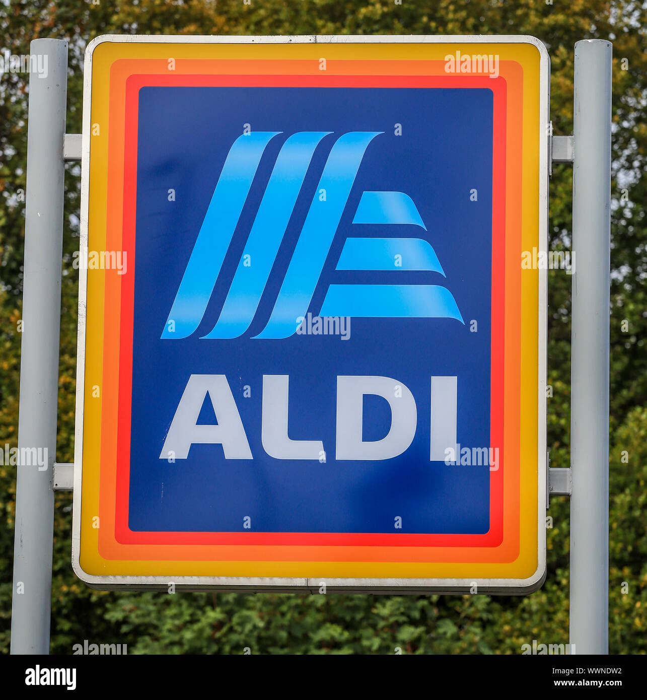 An aldi store in marsh lane bootle hires stock photography and images