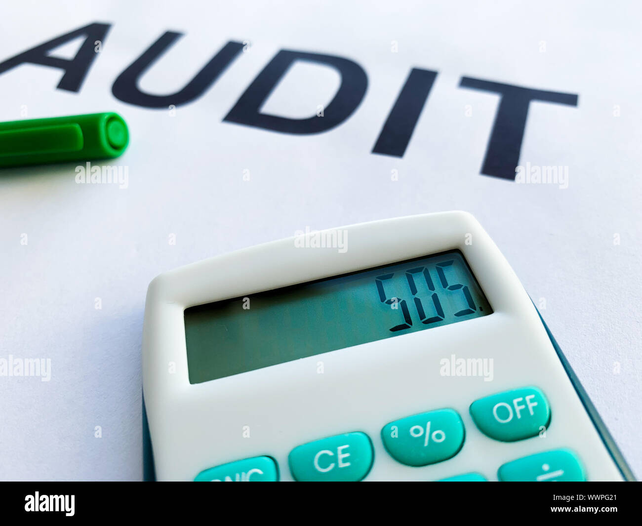 Risk assessment clipboard hi-res stock photography and images - Alamy