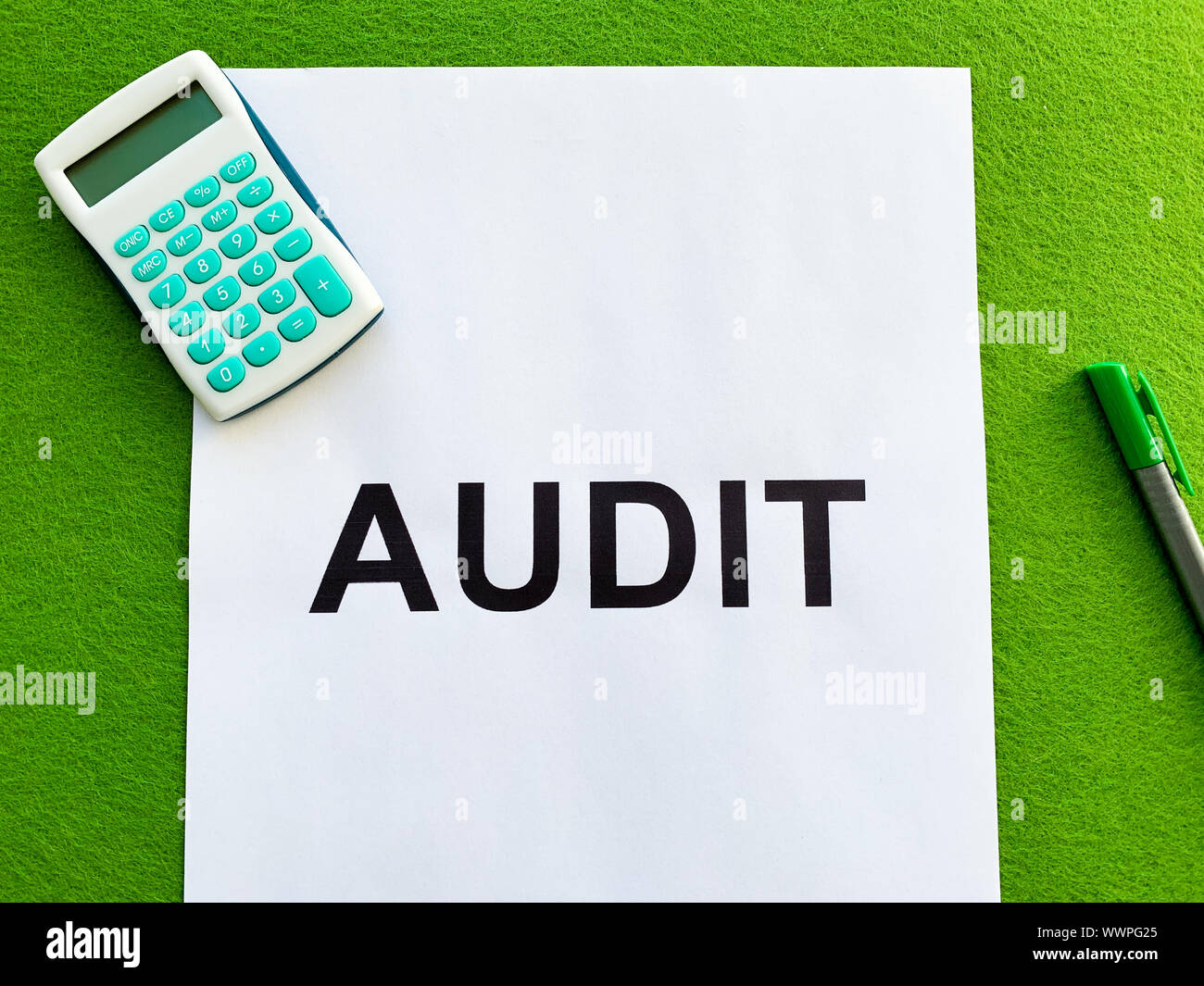 Risk assessment clipboard hi-res stock photography and images - Alamy