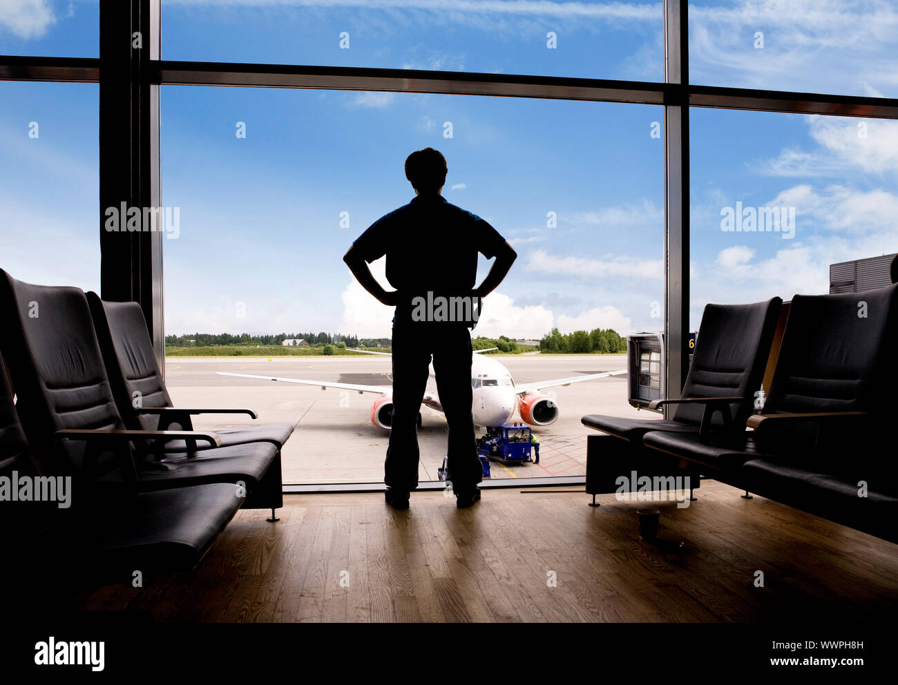 Airport arrival delayed hi-res stock photography and images - Alamy