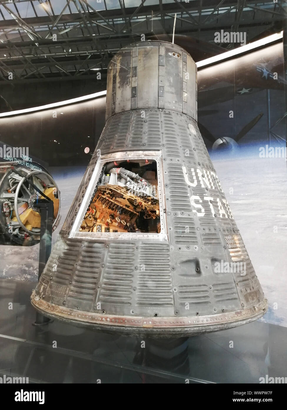 Washington DC, USA - June 6th 2019: Mercury Capsule Friendship 7 in  Smithsonian National Air and Space Museum. John Glenn used this capsule to  become Stock Photo - Alamy