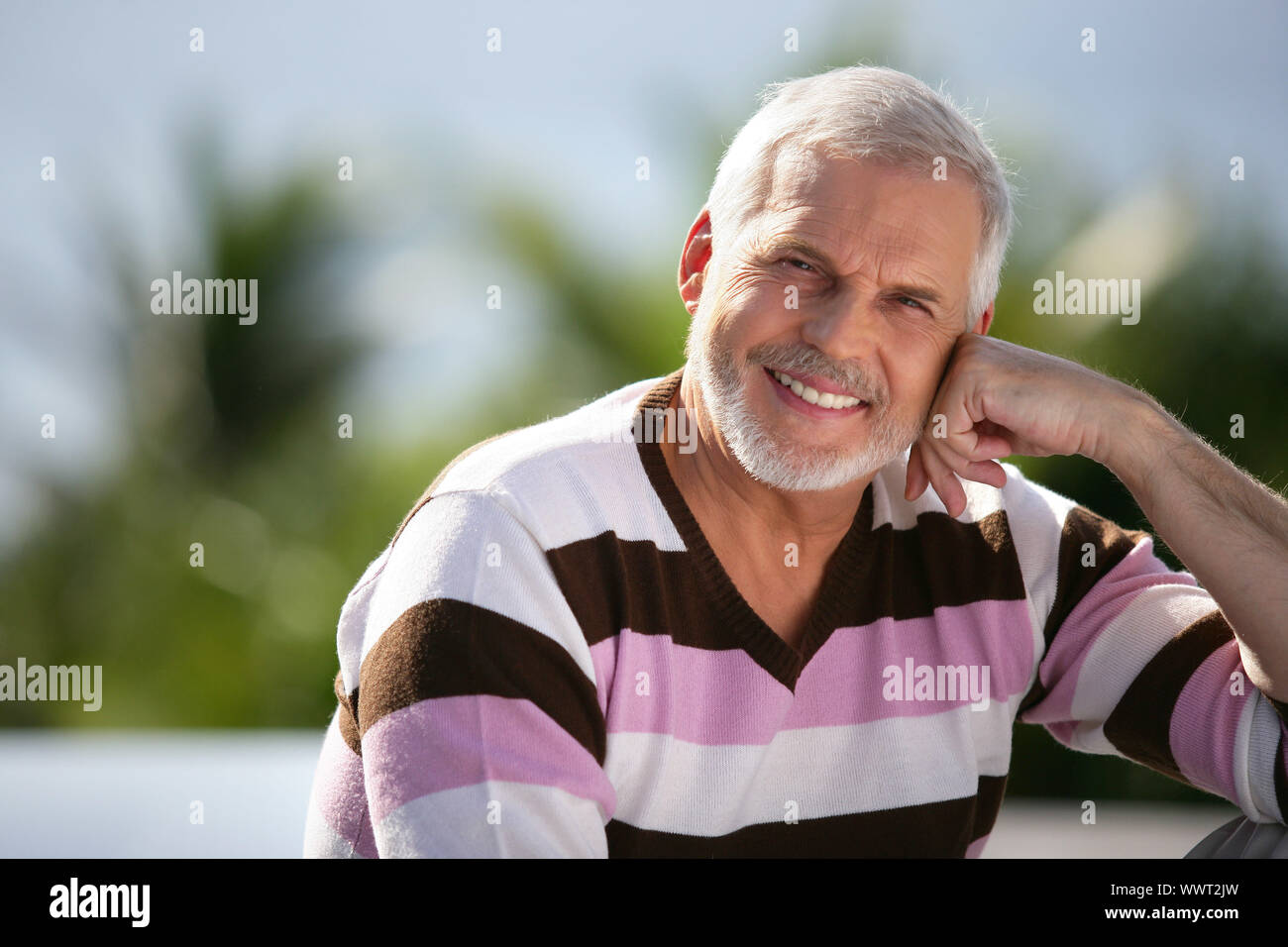 Affable old man hi-res stock photography and images - Alamy