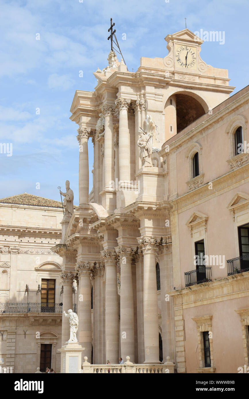 Cathedral of Syracuse Stock Photo Alamy