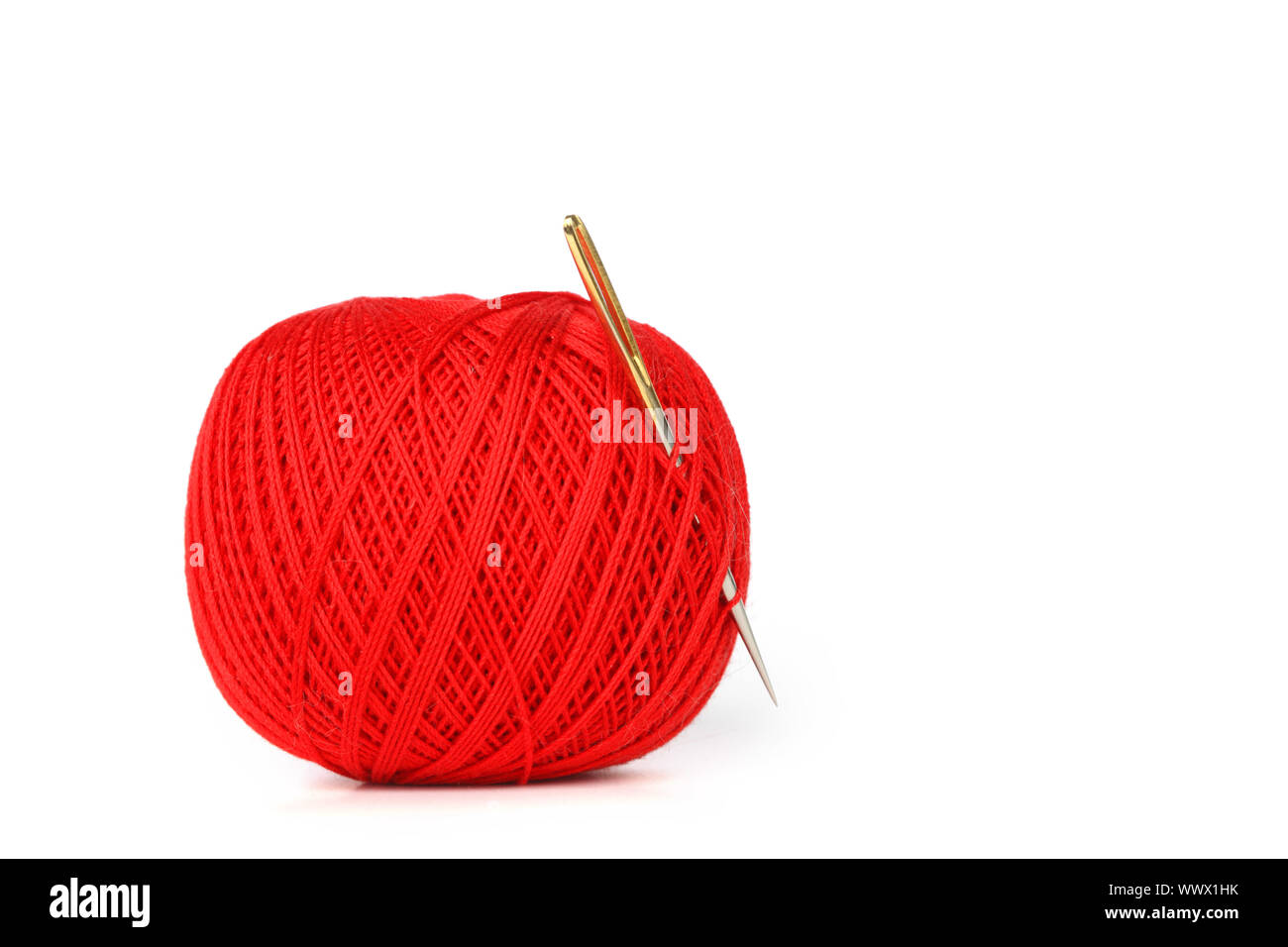 needle and thread macro close up Stock Photo - Alamy