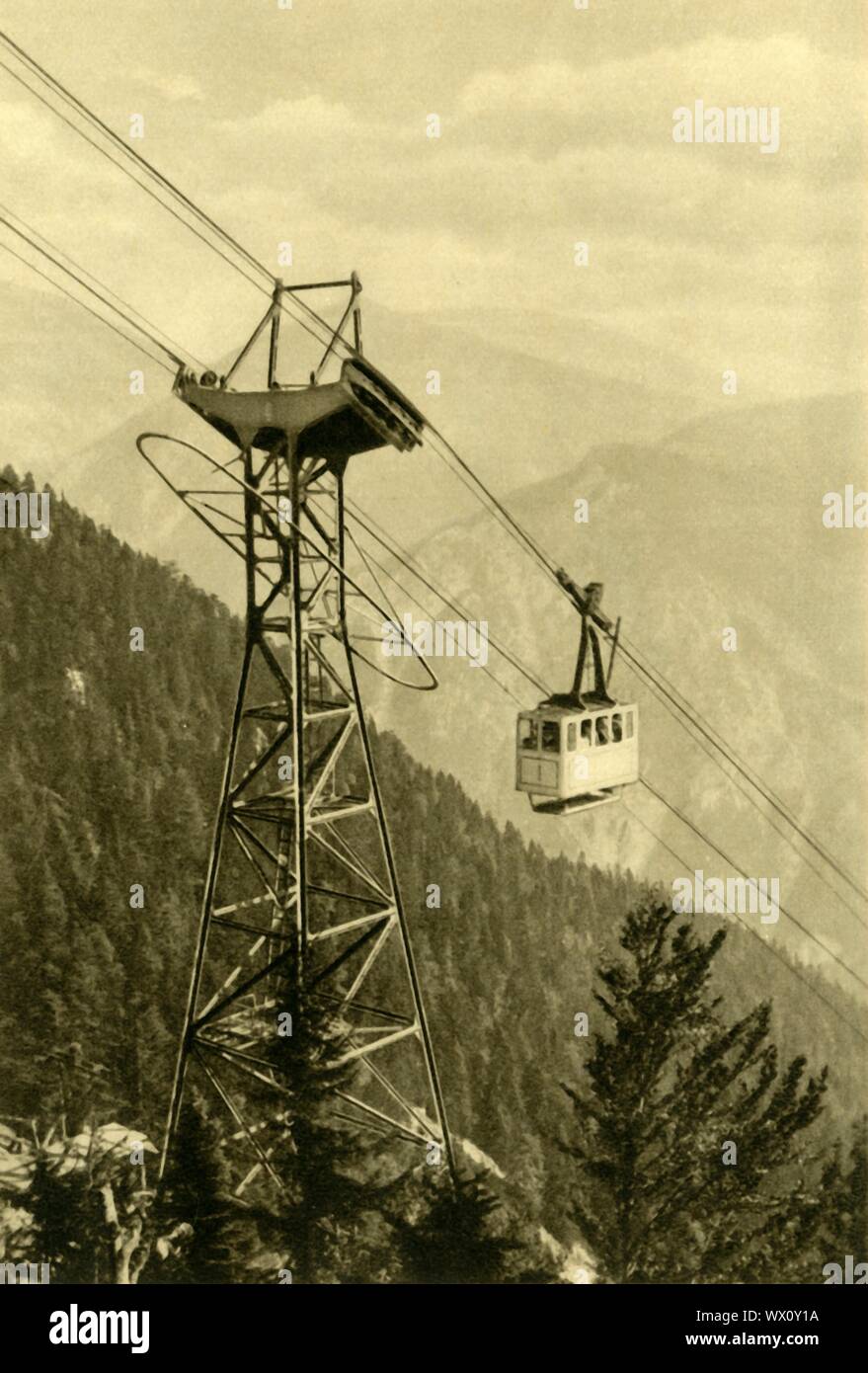 Cable car, Rax Mountains, Lower Austria, c1935. The Raxseilbahn, the first aerial tramway in Austria, opened in 1926. From &quot;&#xd6;sterreich - Land Und Volk&quot;, (Austria, Land and People). [R. Lechner (Wilhelm M&#xfc;ller), Vienna, c1935] Stock Photo