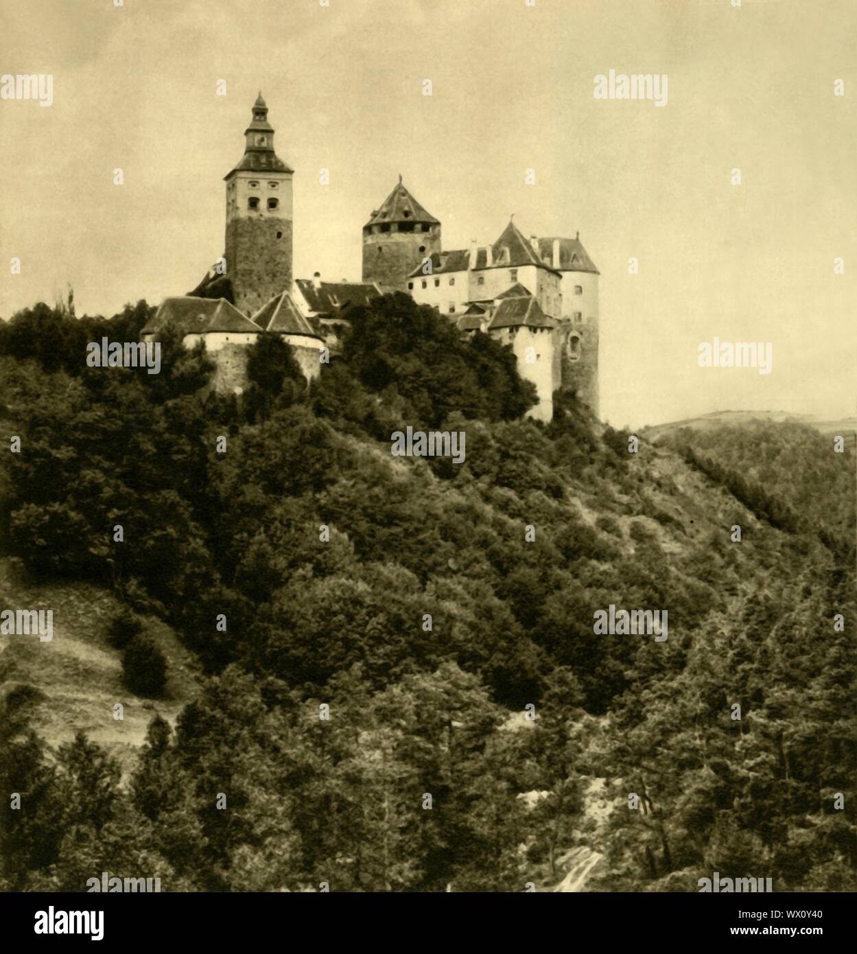 Burg Schlaining, Burgenland, Austria, c1935. Castle Schlaining, in Stadtschlaining in the state of Burgenland, was built in the early 13th century. From &quot;&#xd6;sterreich - Land Und Volk&quot;, (Austria, Land and People). [R. Lechner (Wilhelm M&#xfc;ller), Vienna, c1935] Stock Photo
