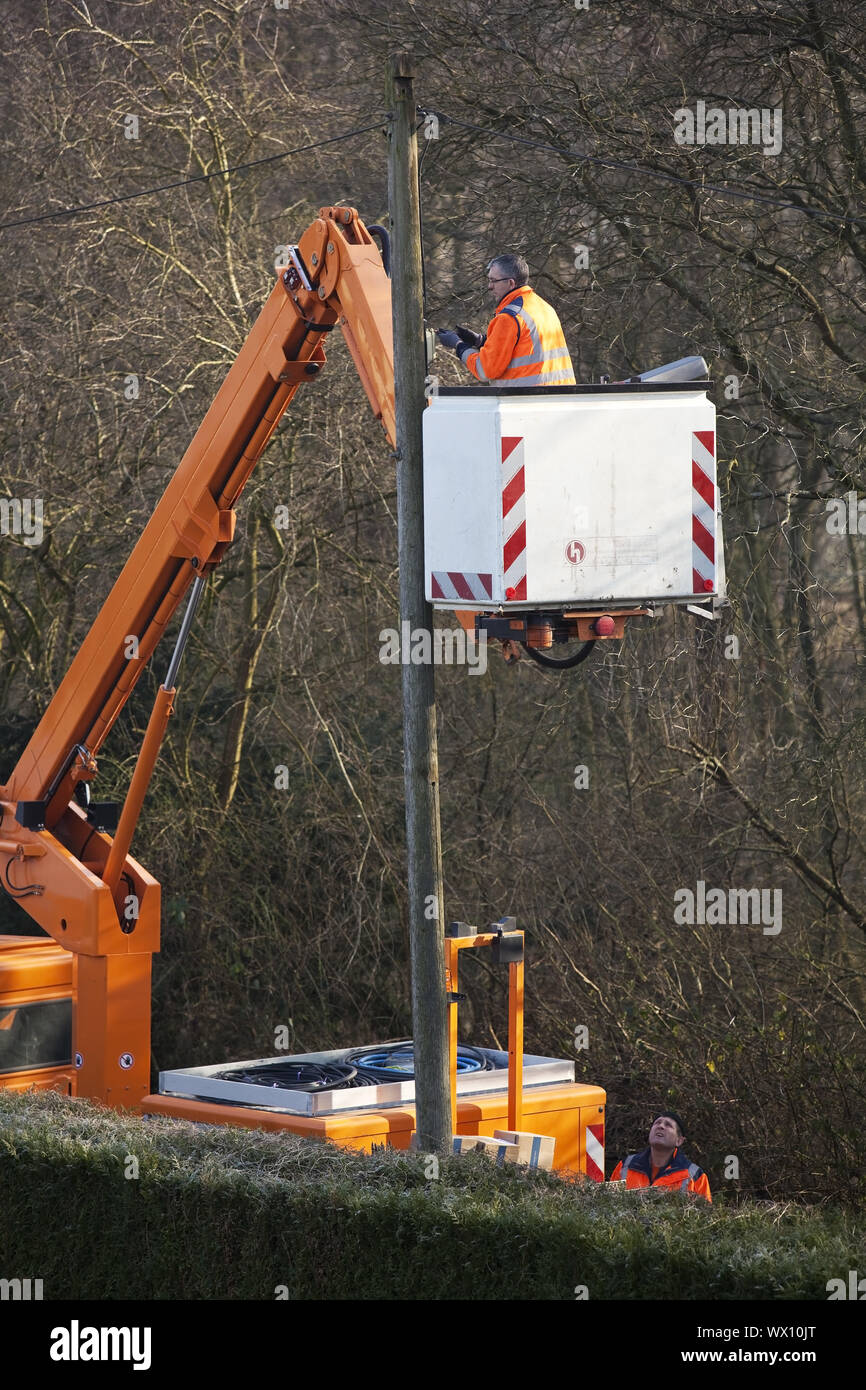 Stromleitungsmast hi-res stock photography and images - Alamy