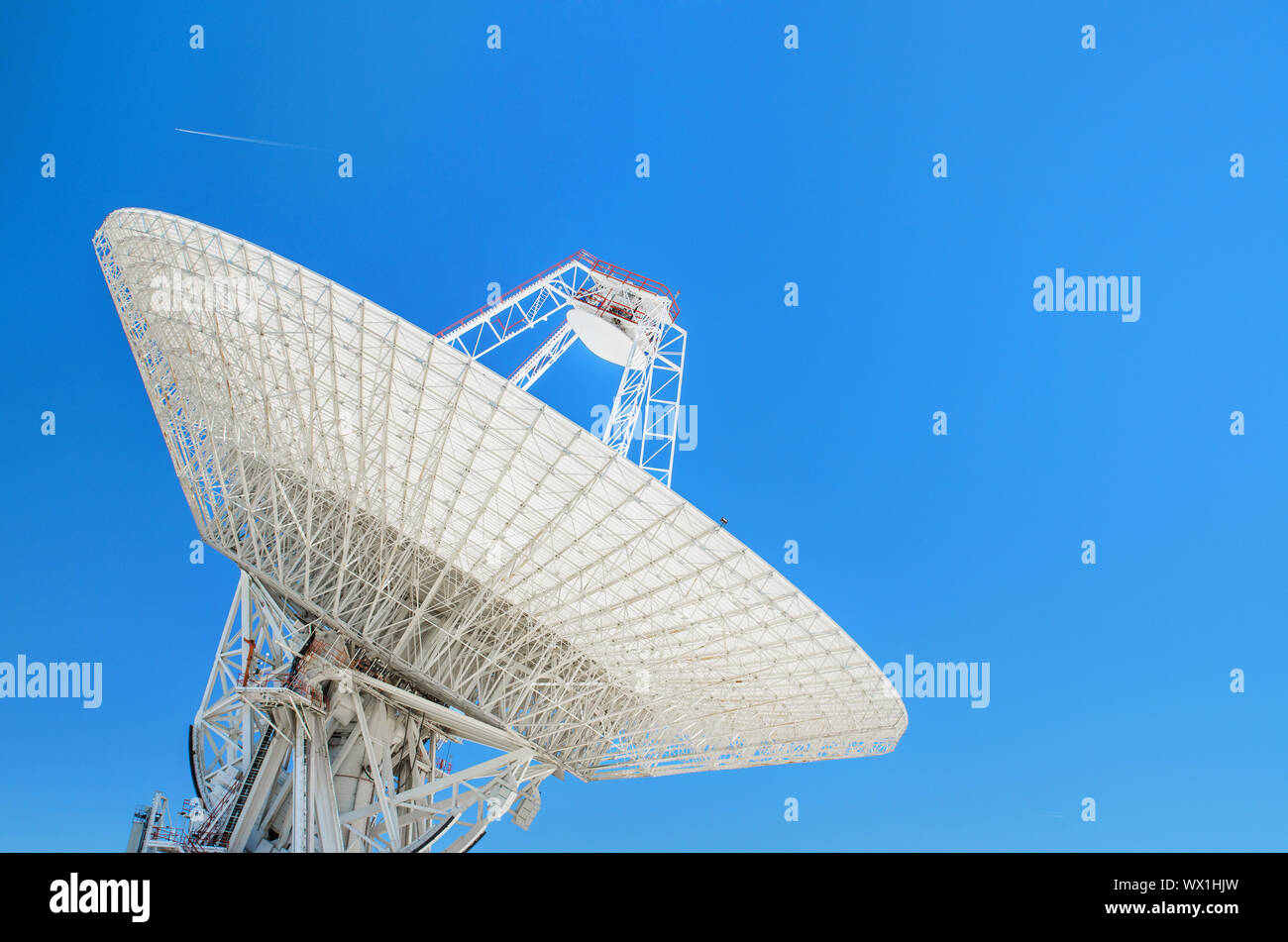 Giant Satellite dishes antenna Stock Photo Alamy