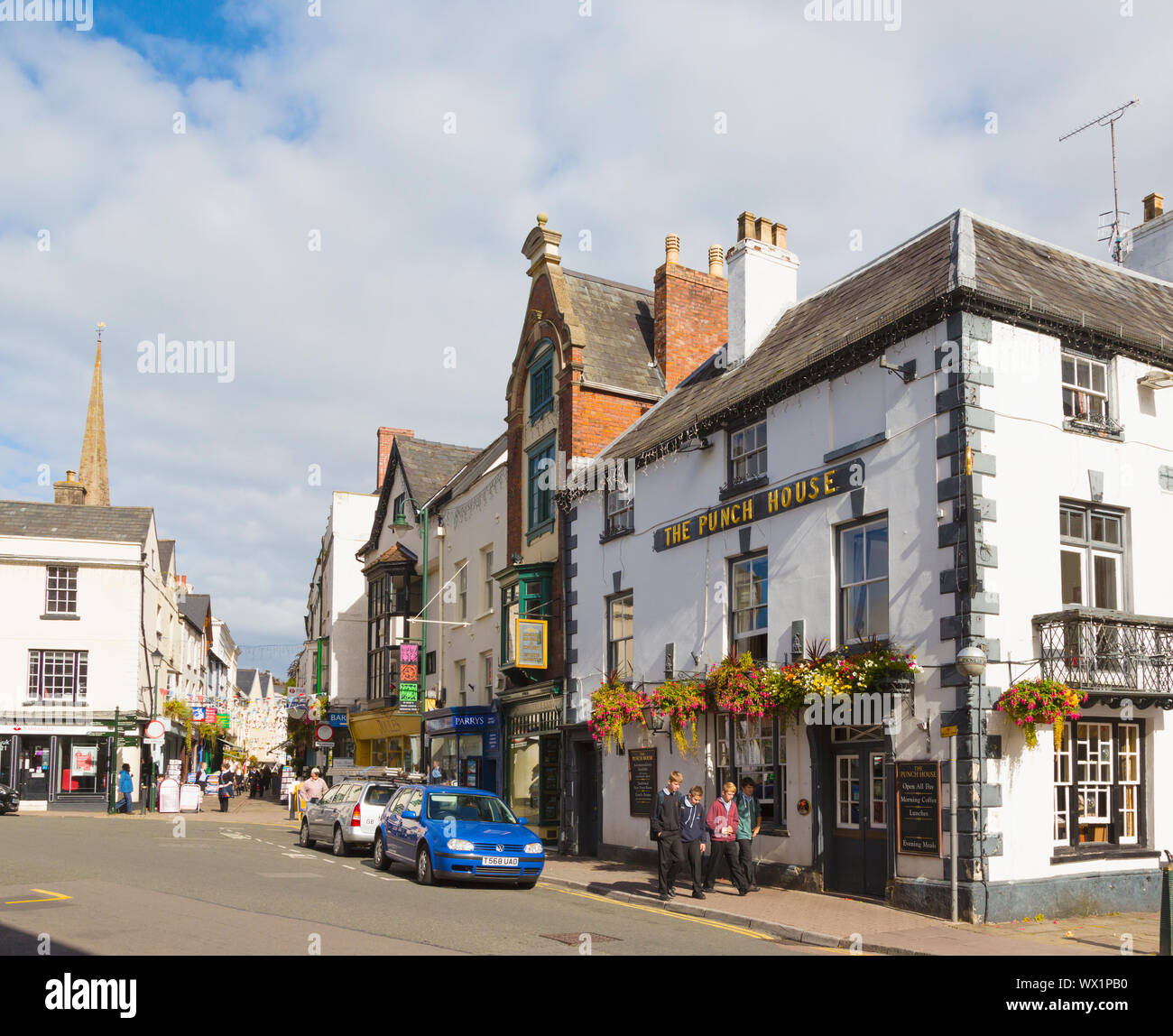 The Punch House, Agincourt Square, Monmouth, Monmouthshire, Gwent, Wales, United Kingdom.  Records of the Punch House date back as far as 1769.  It is Stock Photo
