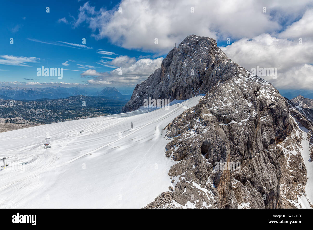 Austrian Dachstein mountain with glacier and ski piste Stock Photo - Alamy