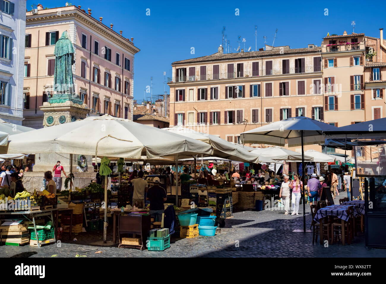 Parione hi-res stock photography and images - Alamy