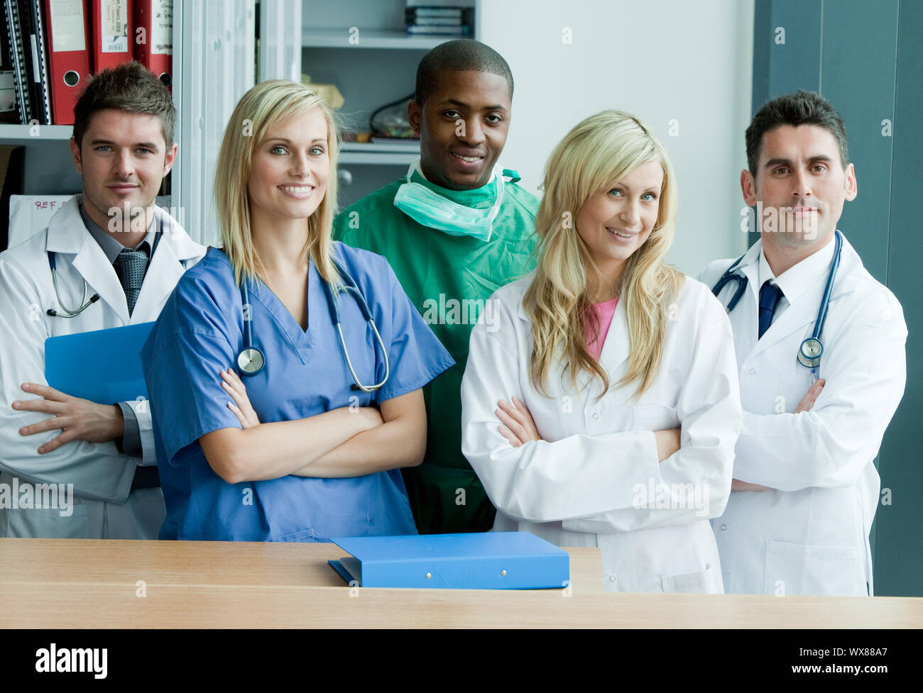 Staff 20s hi-res stock photography and images - Alamy