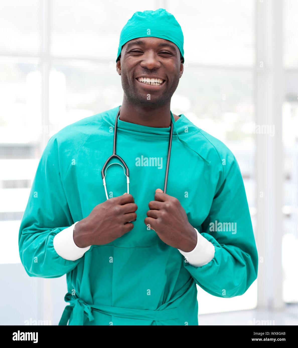Attractive mixed race doctor hi-res stock photography and images - Alamy