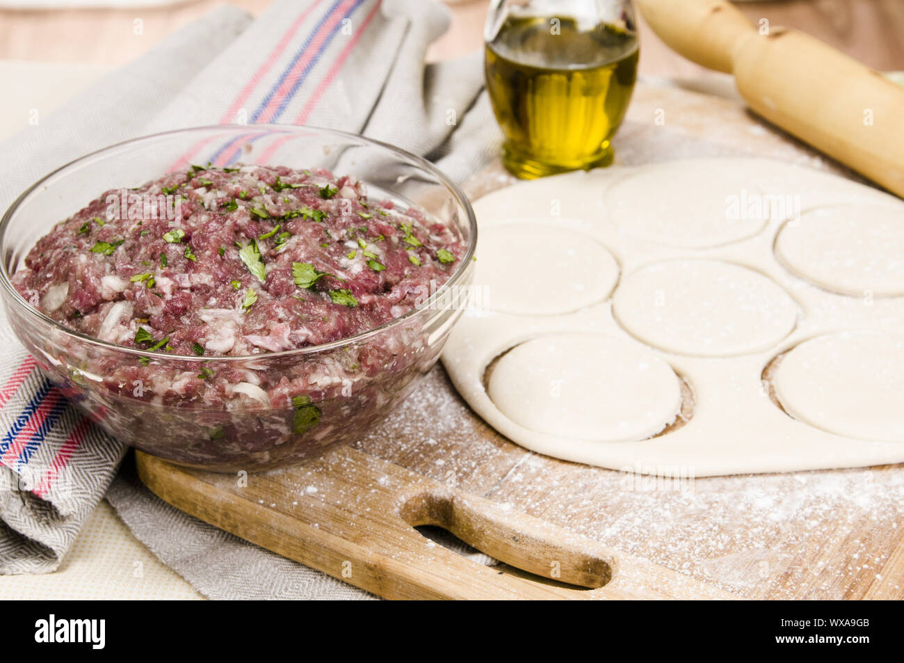 Forcemeat stuffing hires stock photography and images Alamy