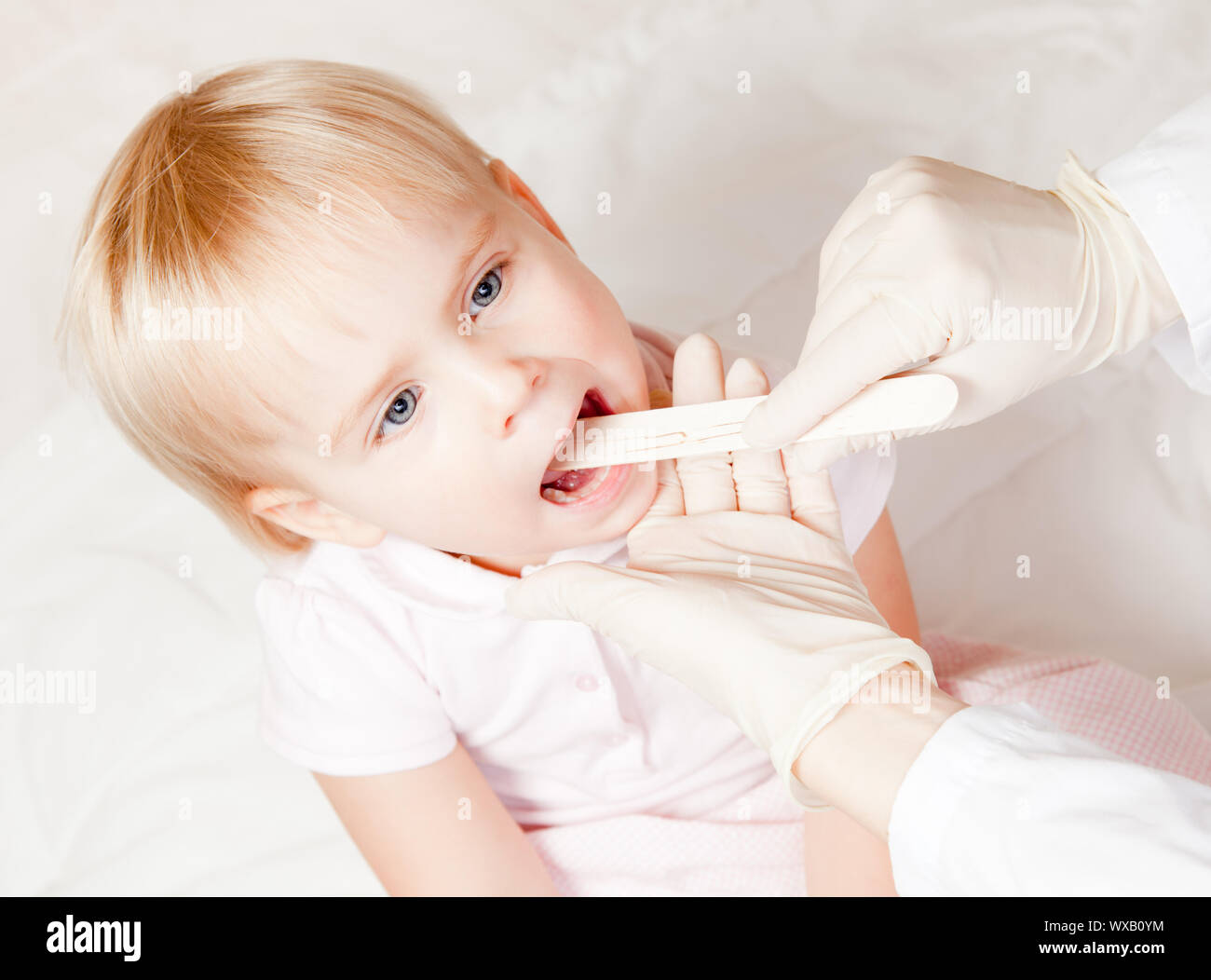 woman deep throat Tiny