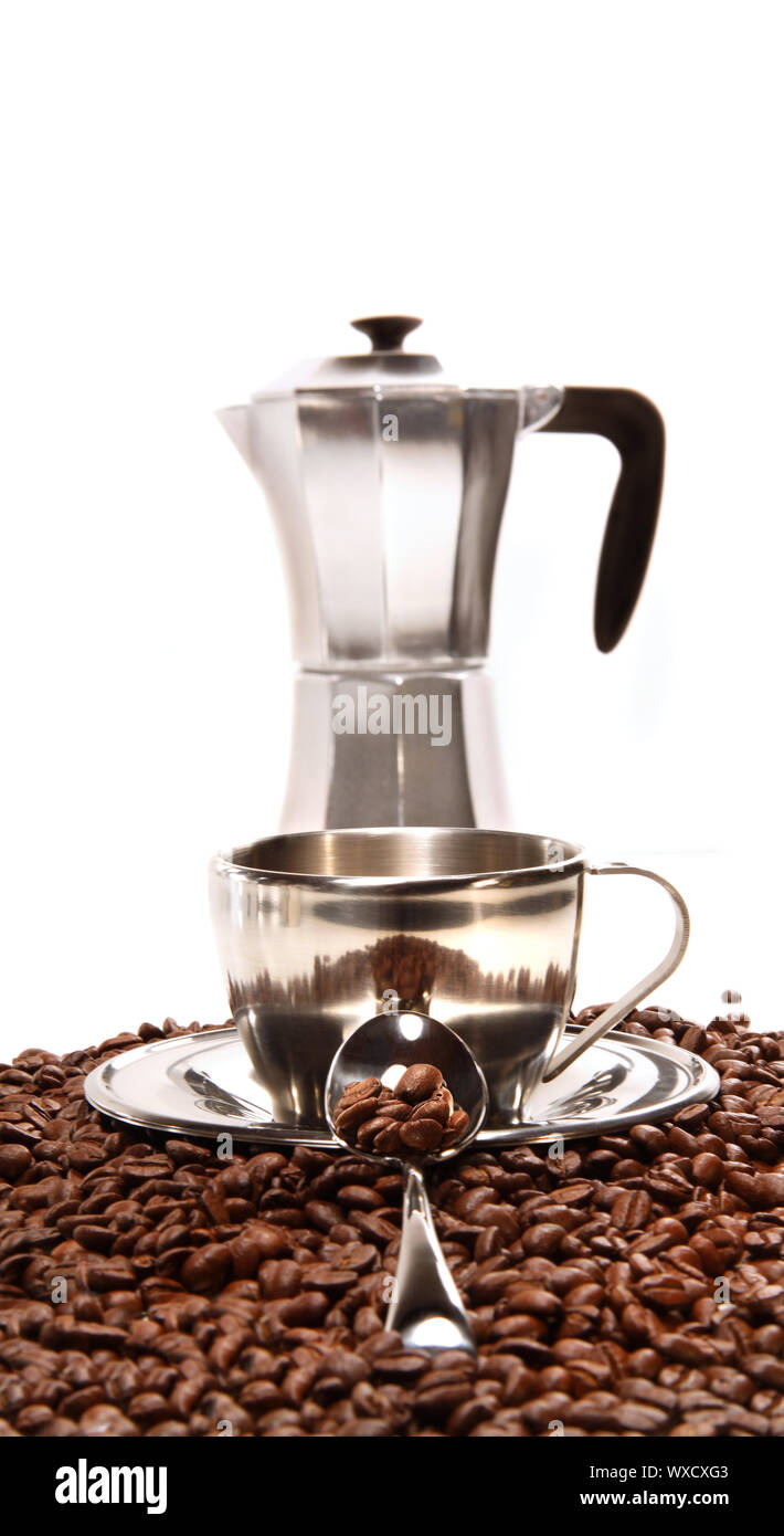 https://c8.alamy.com/comp/WXCXG3/cups-resting-on-coffee-beans-with-percolator-on-white-WXCXG3.jpg