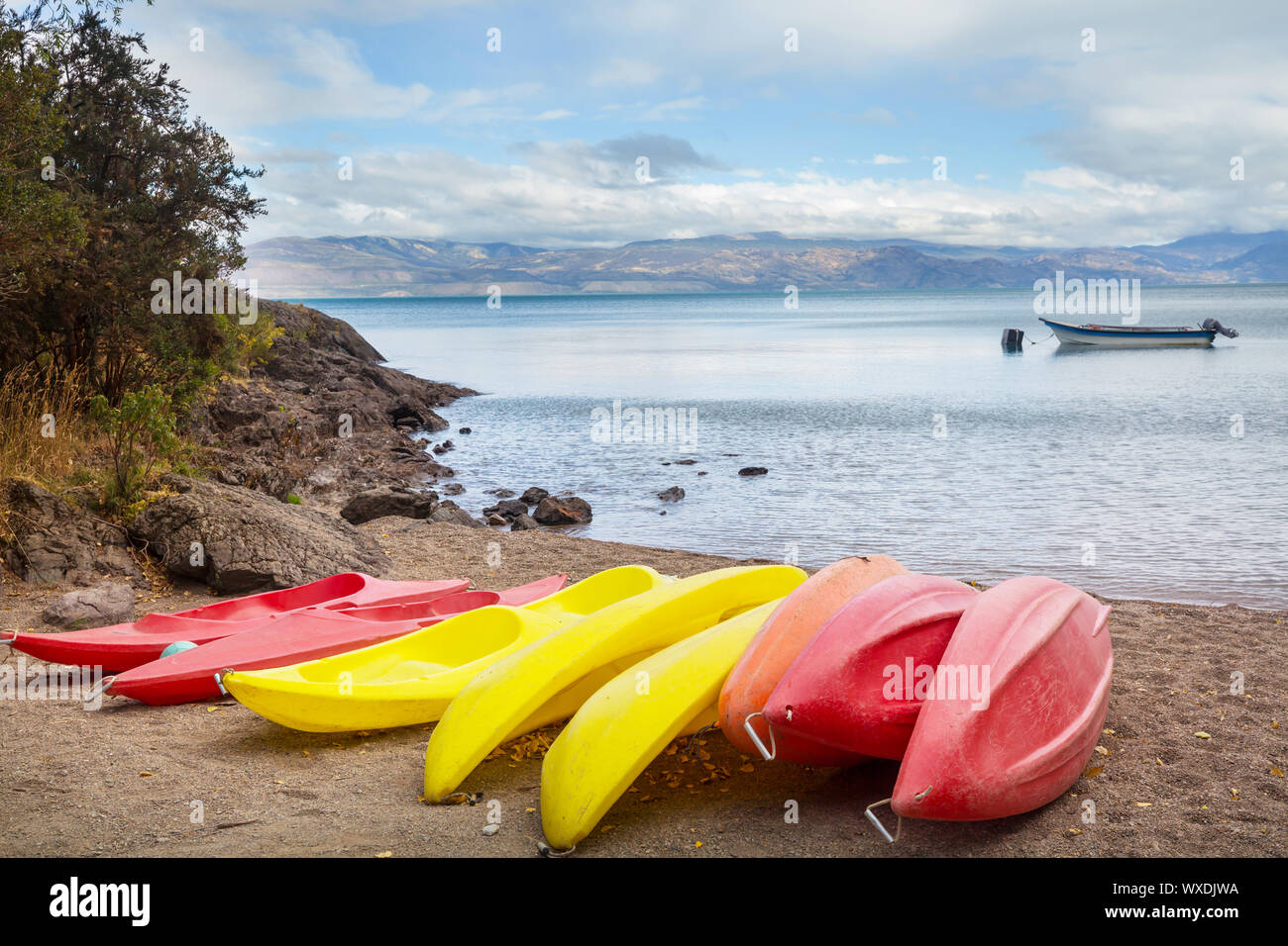 Extreme kayak chile hi-res stock photography and images - Alamy