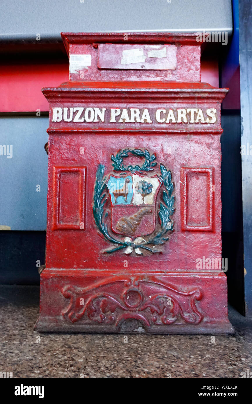 an old mailbox in Huaraz in Peru with the words Buzon de Cartas meaning  mailbox written in Spani Stock Photo - Alamy