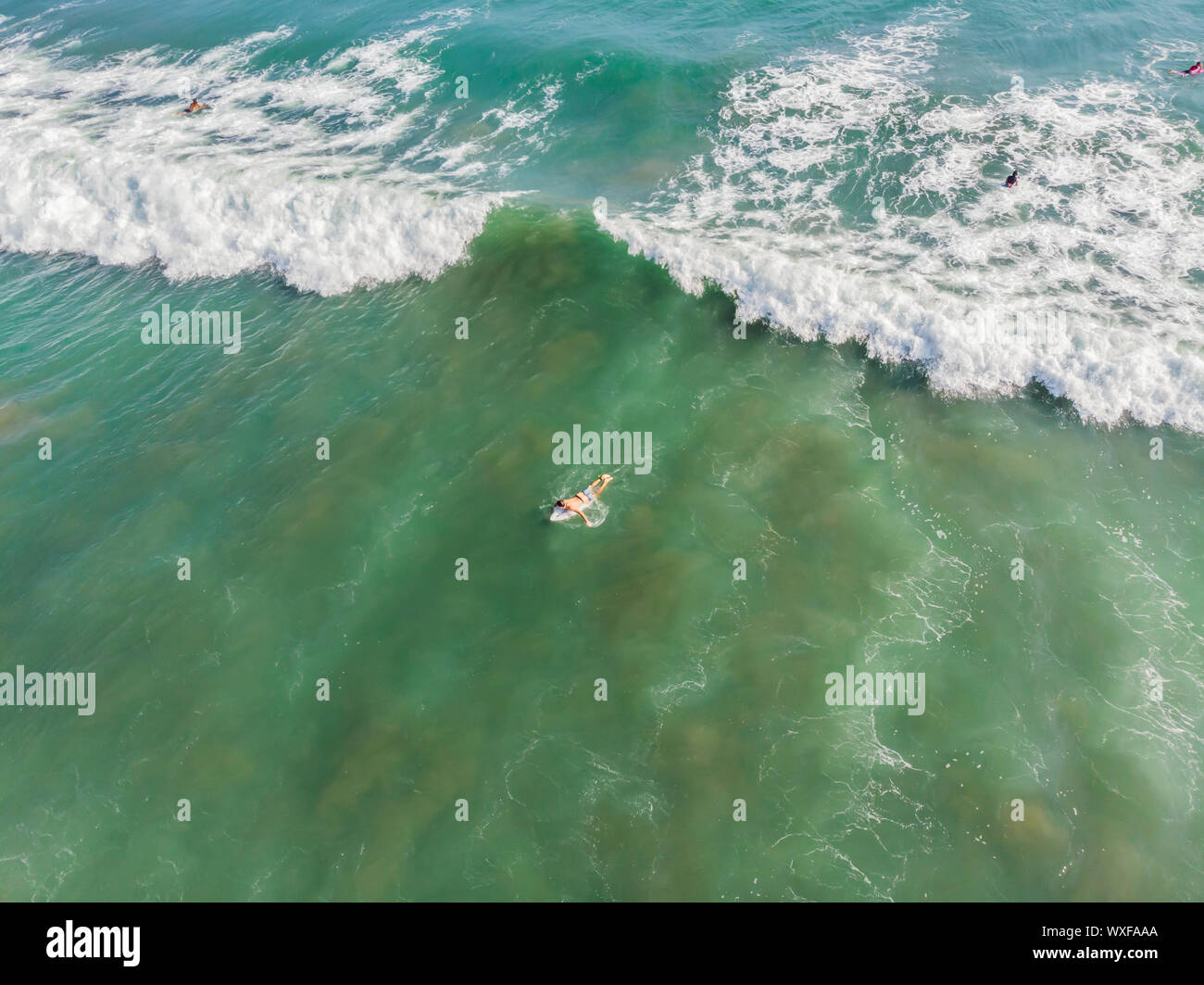 Aerial view of sup surfers hi-res stock photography and images - Alamy