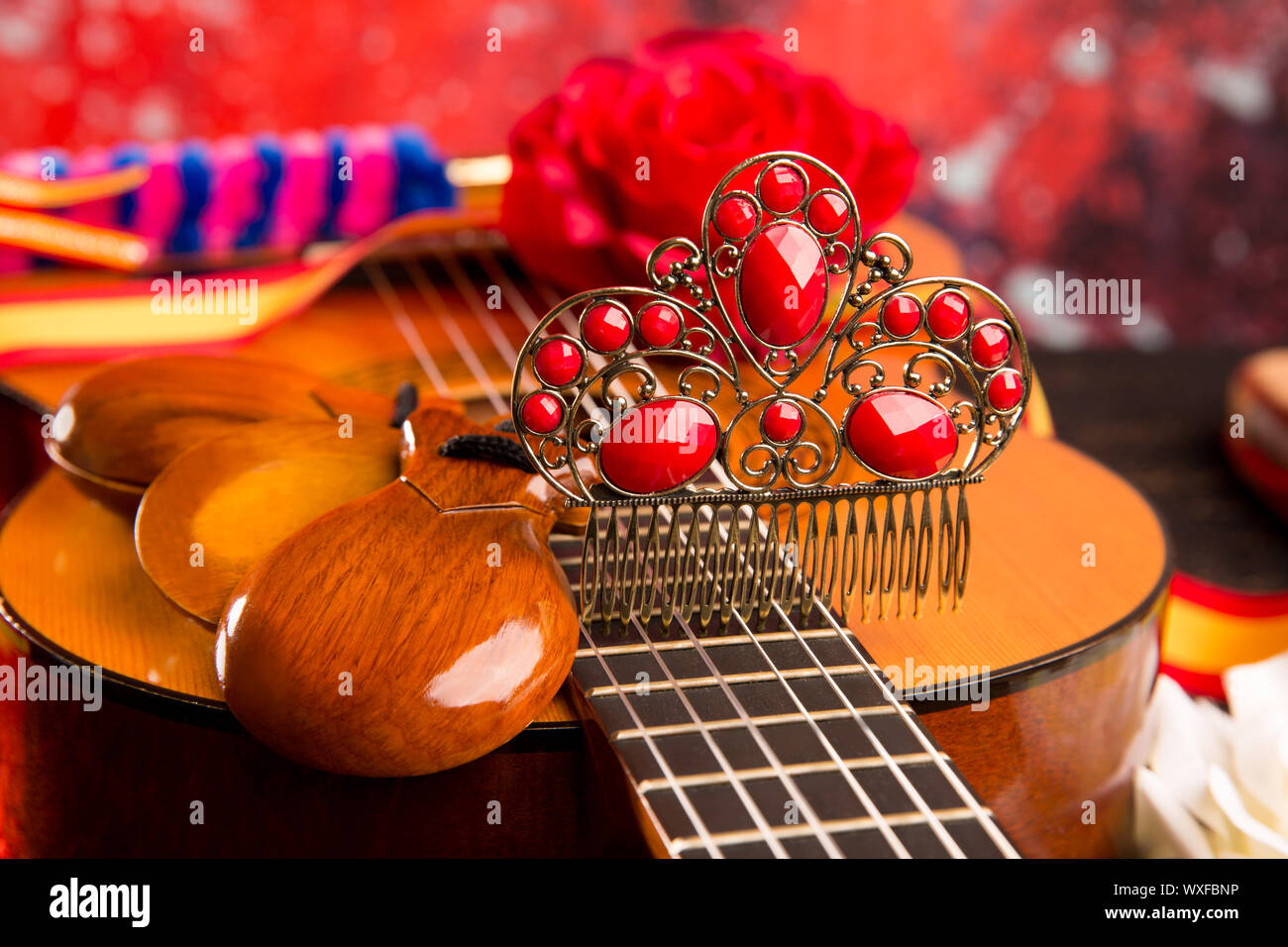 Spanish castanets hi-res stock photography and images - Alamy