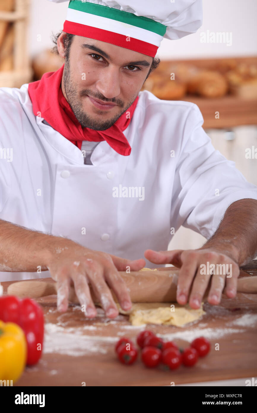 человек который делает тесто для пиццы фото 29