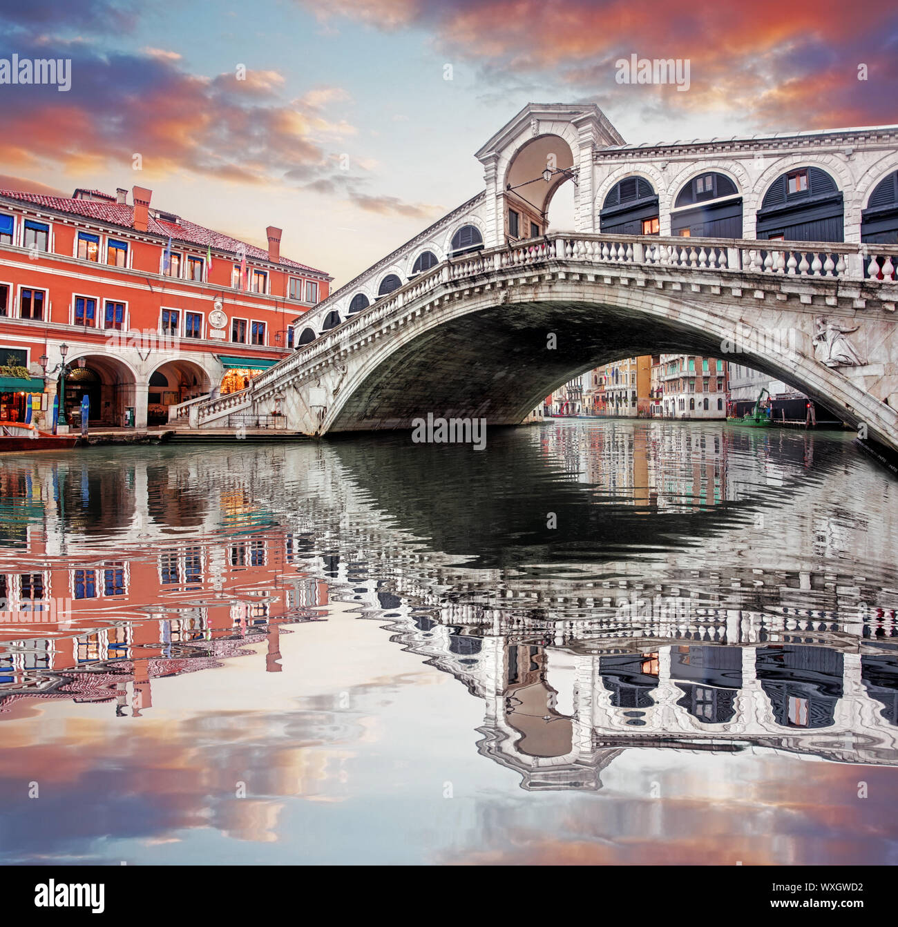 Venice - Rialto bridge and Grand Canal Stock Photo - Alamy