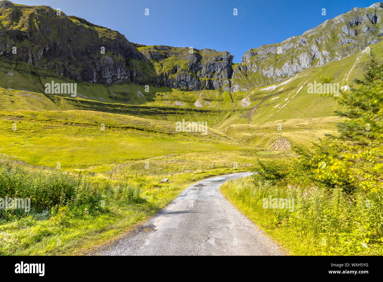 Impression of the Gleniff Horseshoe Drive in County Sligo, Ireland