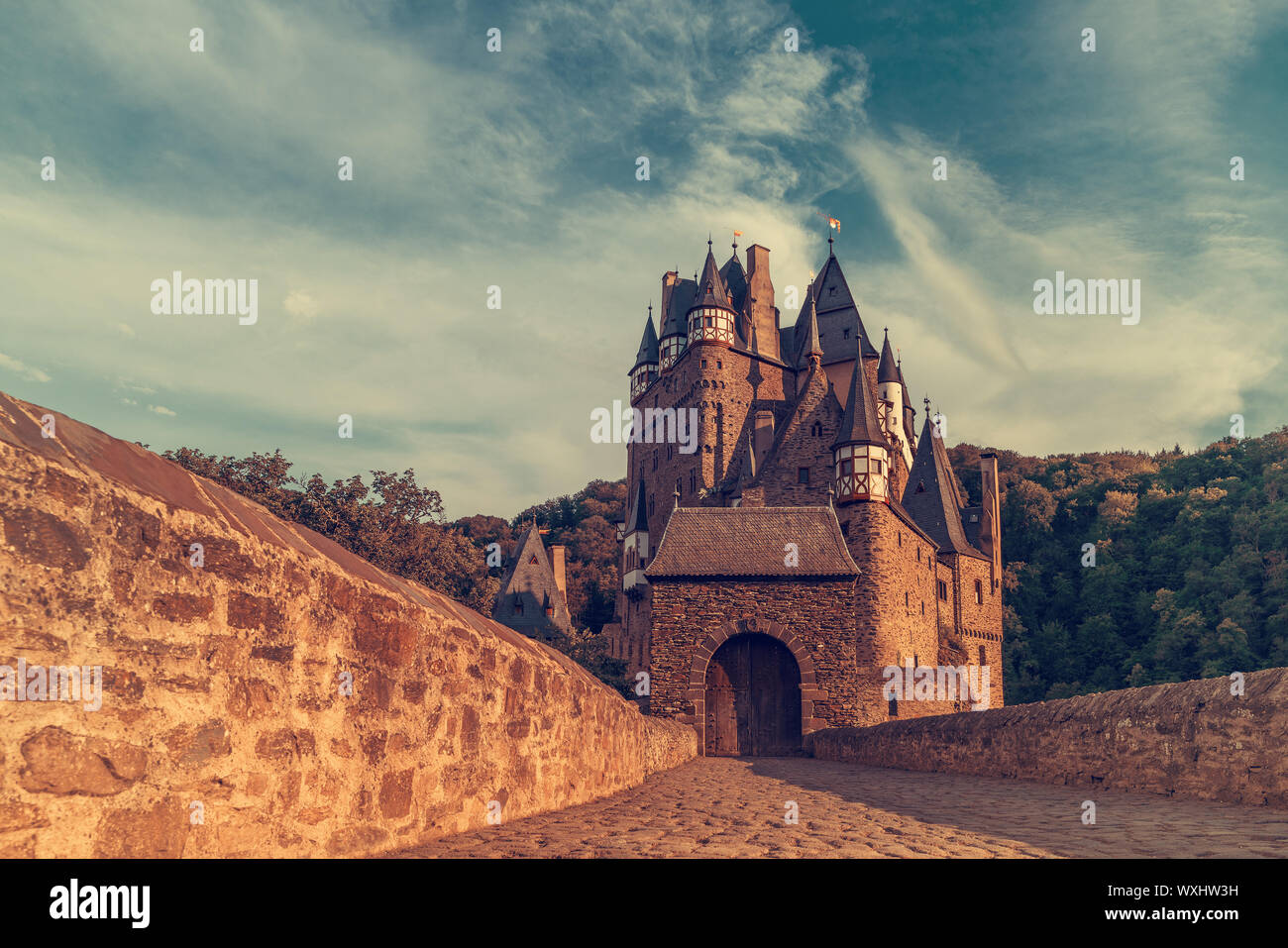 Eltz Castle, the most famous castle in Germany Stock Photo Alamy