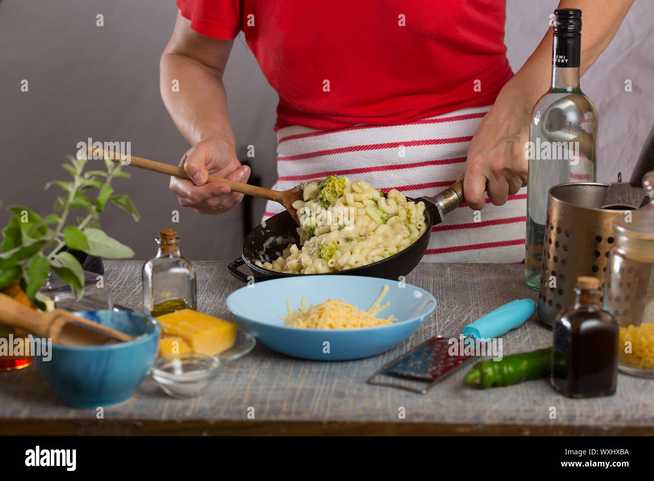 pasta water, ragu, meatballs, meat sauce, noodles, marinara sauce