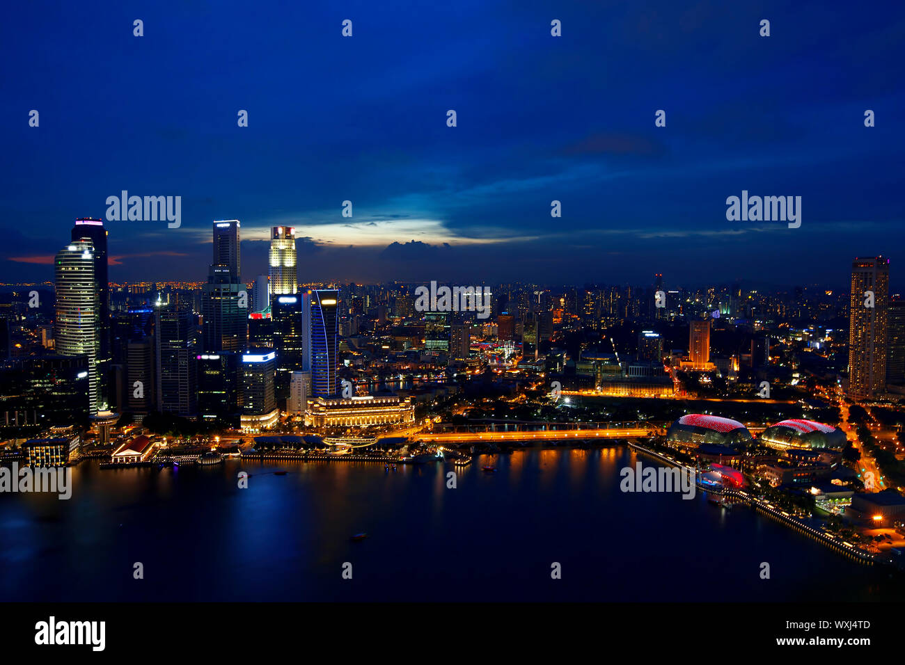 View of Singapore city skyline at night Stock Photo - Alamy