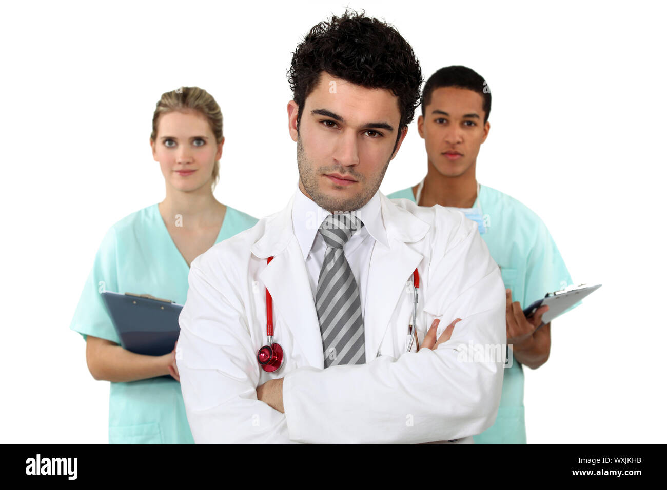 мужа не стоит врача. уверенный врач мужчина. образ врача. мужчина врач расстроенный. мужа не стоит врача.