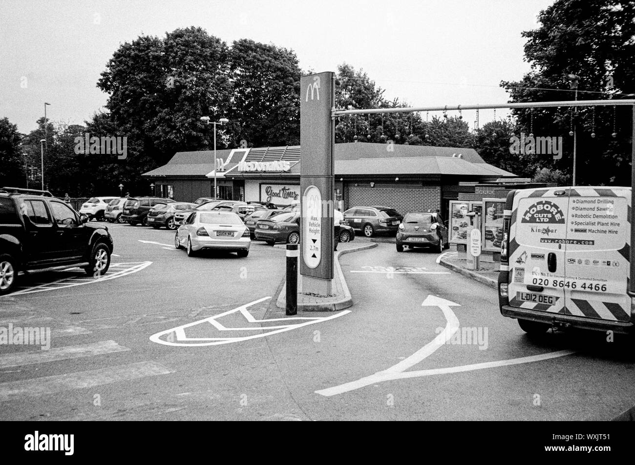 Fast food mcdonalds restaurant Black and White Stock Photos & Images